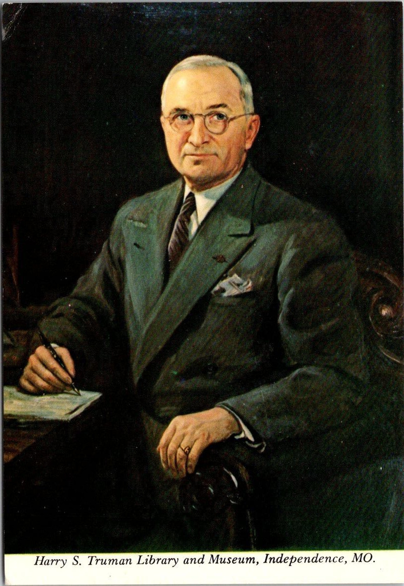 Harry Truman Library Museum Portrait Independence Missouri c1970 Postcard
