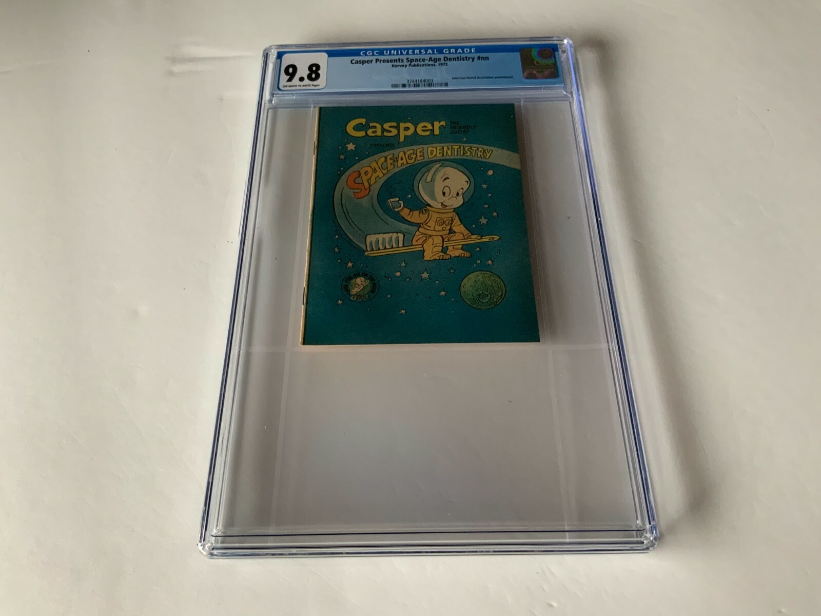 CASPER PRESENTS SPACE AGE DENTISTRY CGC 9.8 DENTIST HARVEY COMIC 1972 EE 1981