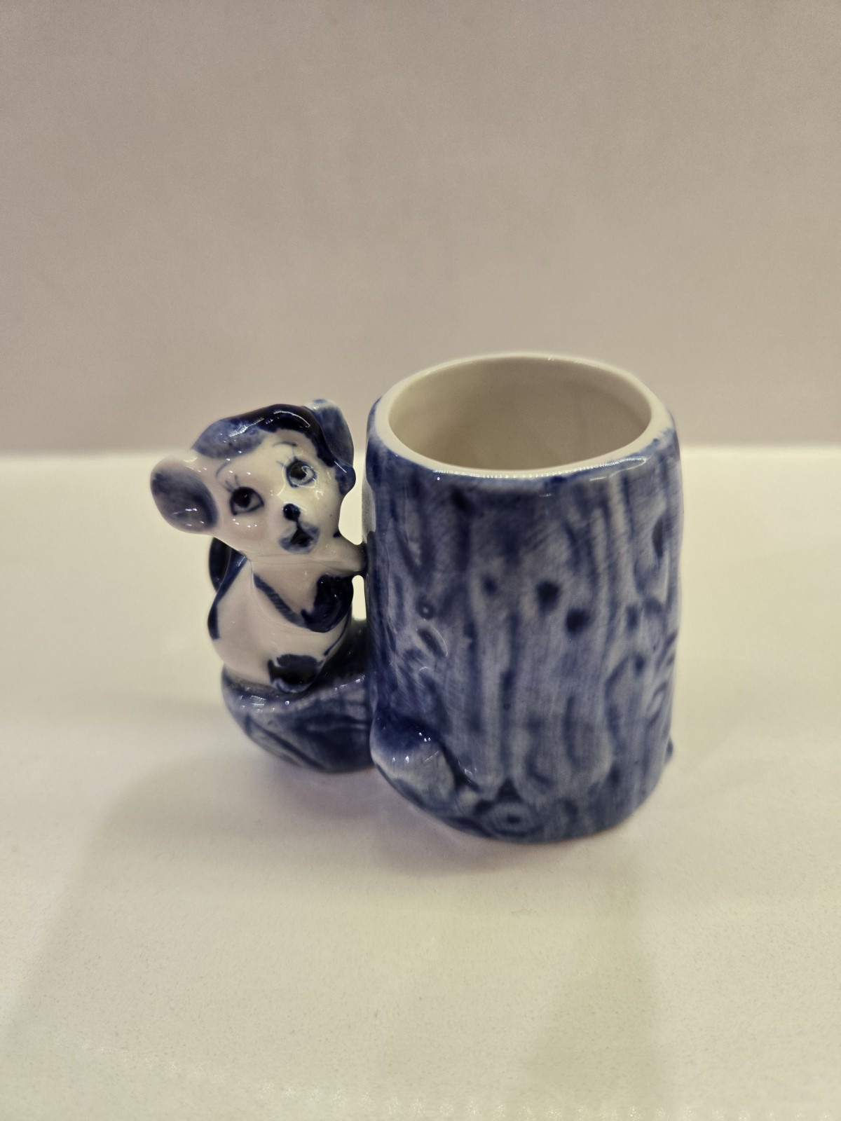 Delft Blue Handpainted Toothpick Holder With Mouse On Tree Stump 