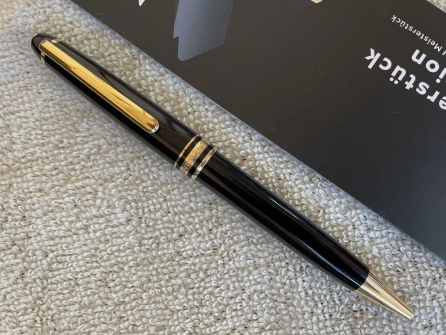 Montblanc Meisterstück 164 Black Gold Ballpoint Pen Luxury Writing Gift Box Montblanc Meisterstück 164 Black Gold Ballpoint Pen Luxury Writing Gift Box