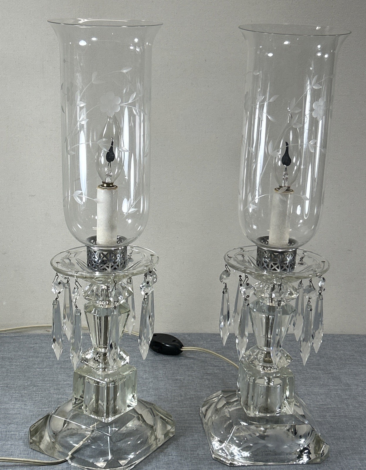 2- Vintage Crystal Boudoir Hurricane Lamps Etched Glass Hanging Prism Spears 19” 2- Vintage Crystal Boudoir Hurricane Lamps Etched Glass Hanging Prism Spears 19”