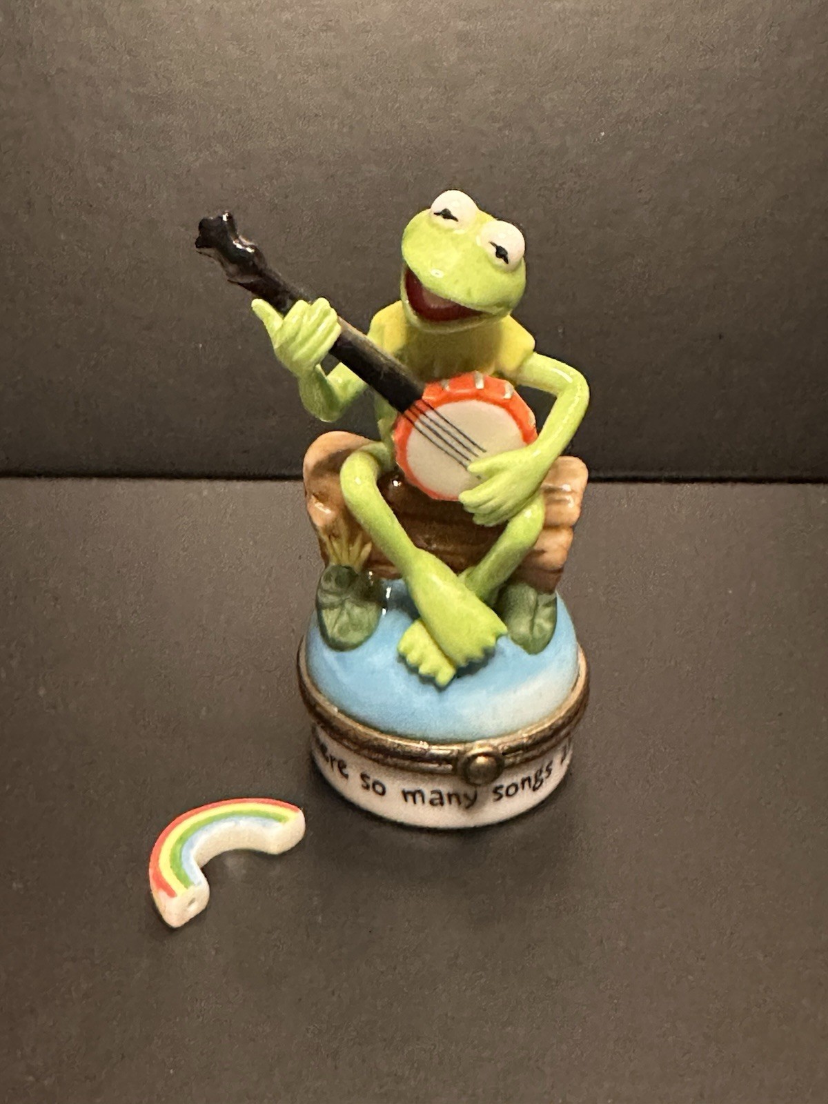 RARE VTG Midwest Cannon Kermit The Frog Muppets Porcelain Hinged Trinket Box