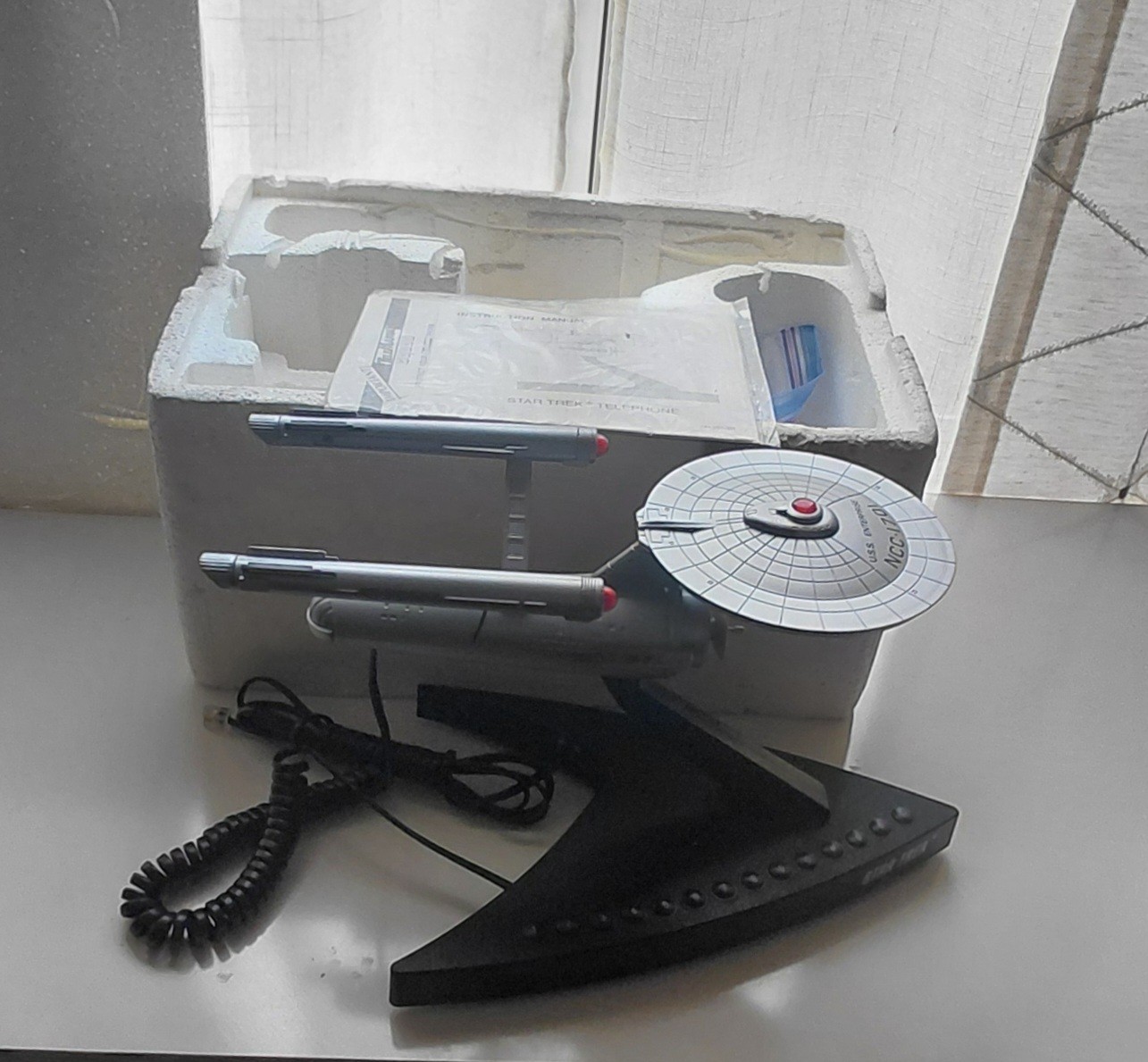 Unused Vtg Old Stock \'93 Telemania Star Trek Enterprise Phone w/Foam Manual~Mint