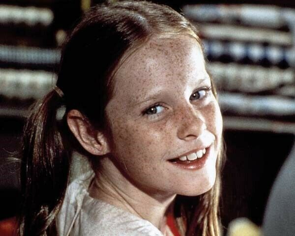 The Waltons Mary Elizabeth McDonough as Erin Walton 8x10 inch photo