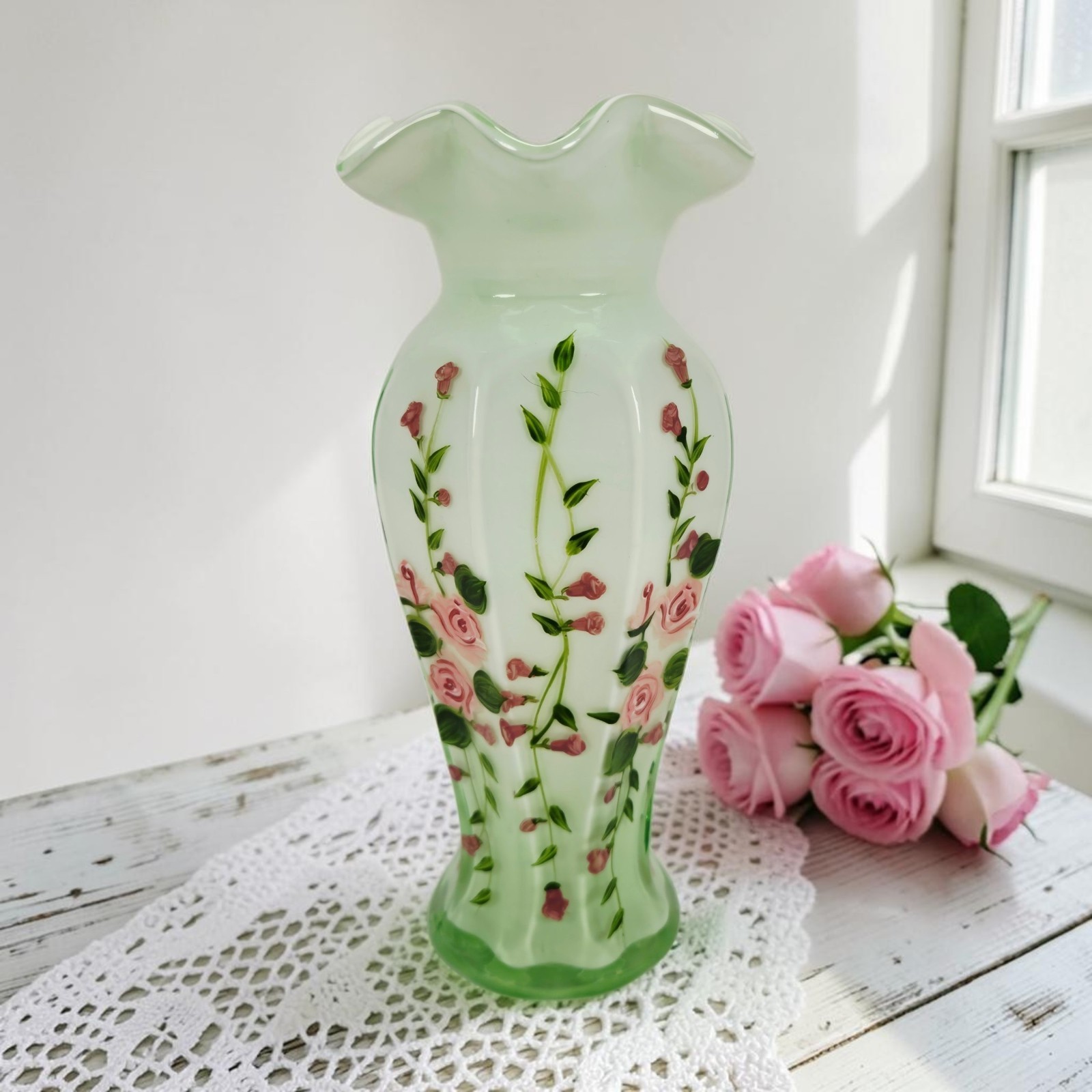 Handpainted Pink Cottage Roses Green & White Cased Glass Flower Vase Ruffled 8\ Handpainted Pink Cottage Roses Green & White Cased Glass Flower Vase Ruffled 8\