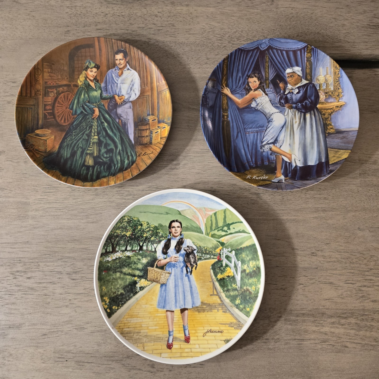 VINTAGE KNOWLES SET OF 3 COLLECTOR PLATES