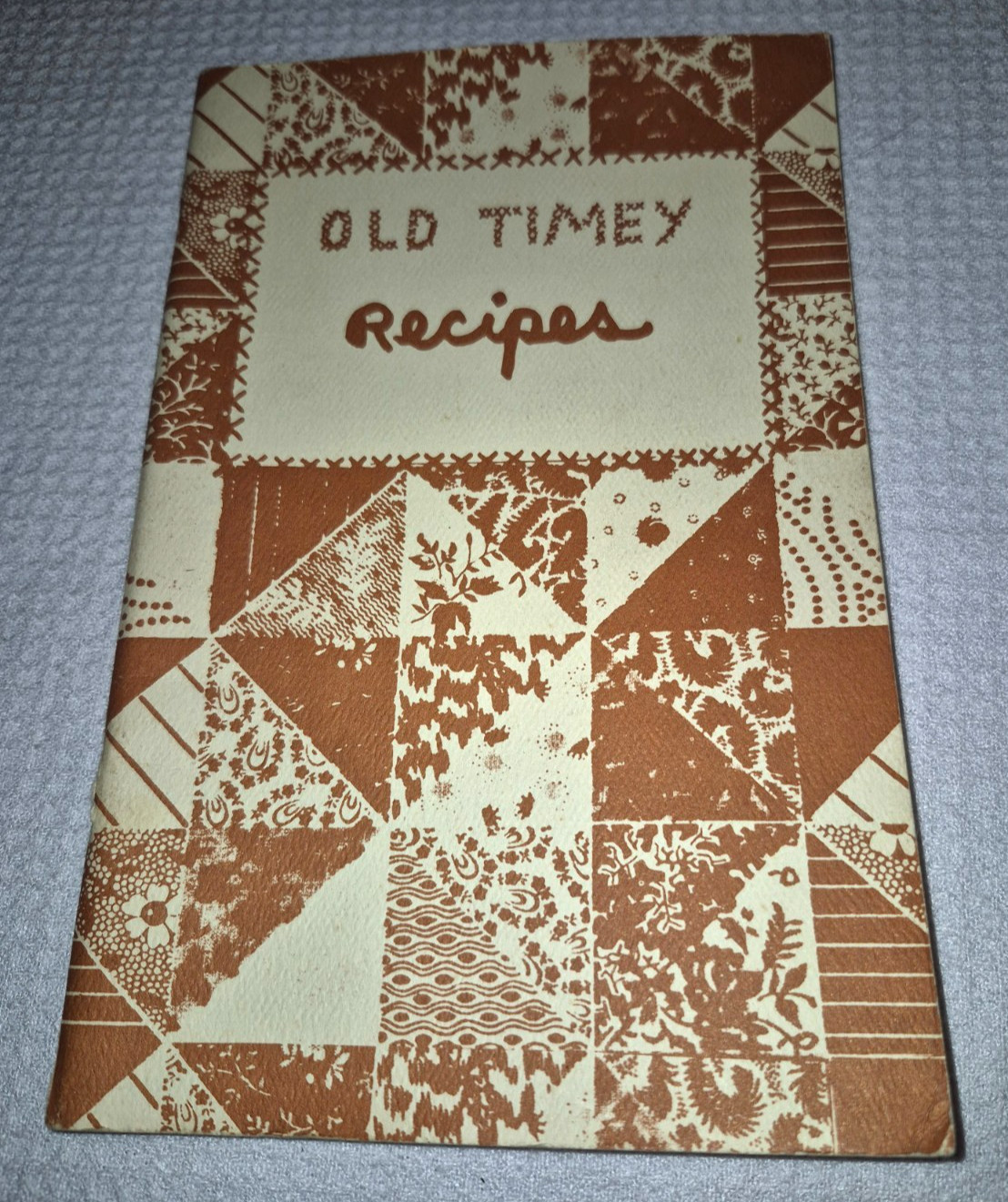 Old Timey Recipes Booklet Vintage Cookbook 1969 11th edition 1980 Old Timey Recipes Booklet Vintage Cookbook 1969 11th edition 1980