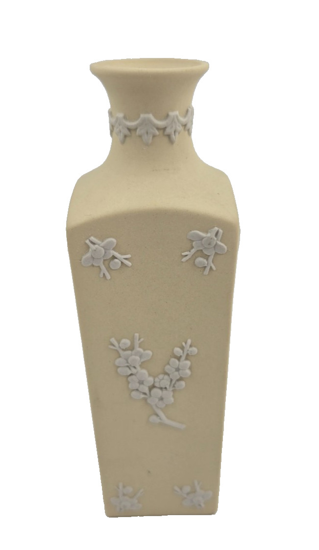 Wedgwood Jasperware Yellow Primrose White Prunus Small Square Vase 5 1/2” Tall