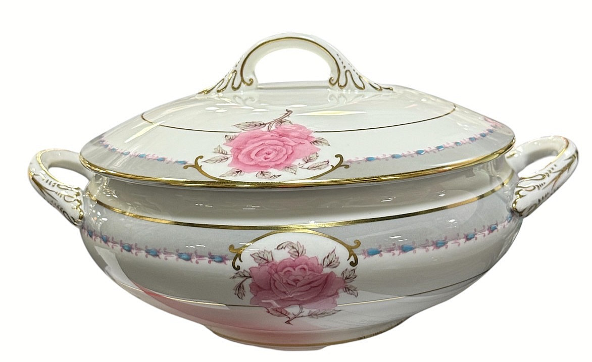 COALPORT THE ARISTOCRAT ROUND VEGETABLE TUREEN COALPORT THE ARISTOCRAT ROUND VEGETABLE TUREEN
