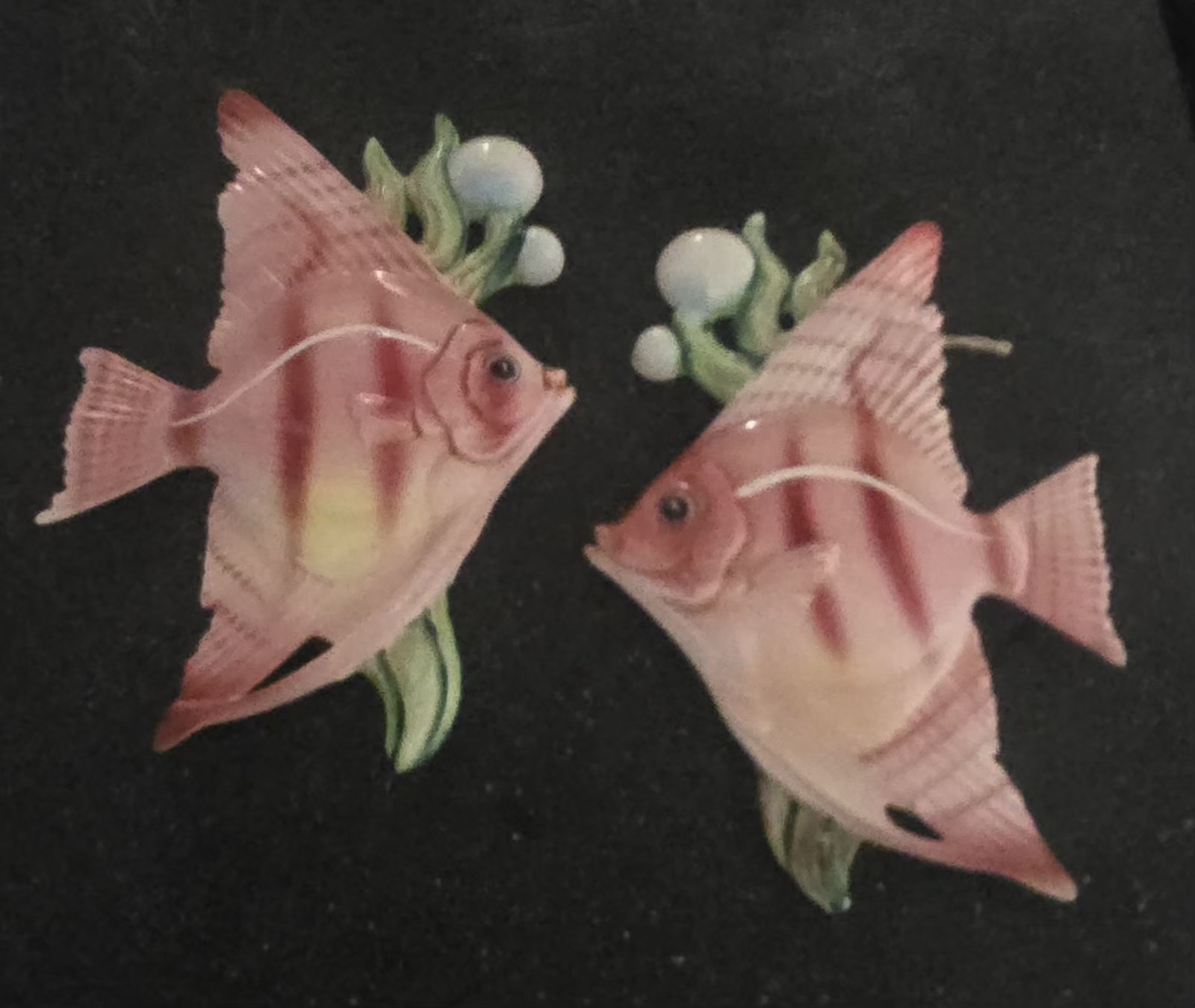 RARE VTG 1950s LEFTON Angelfish Wall Plaques, Pair, Pink MCM Fish Original Label