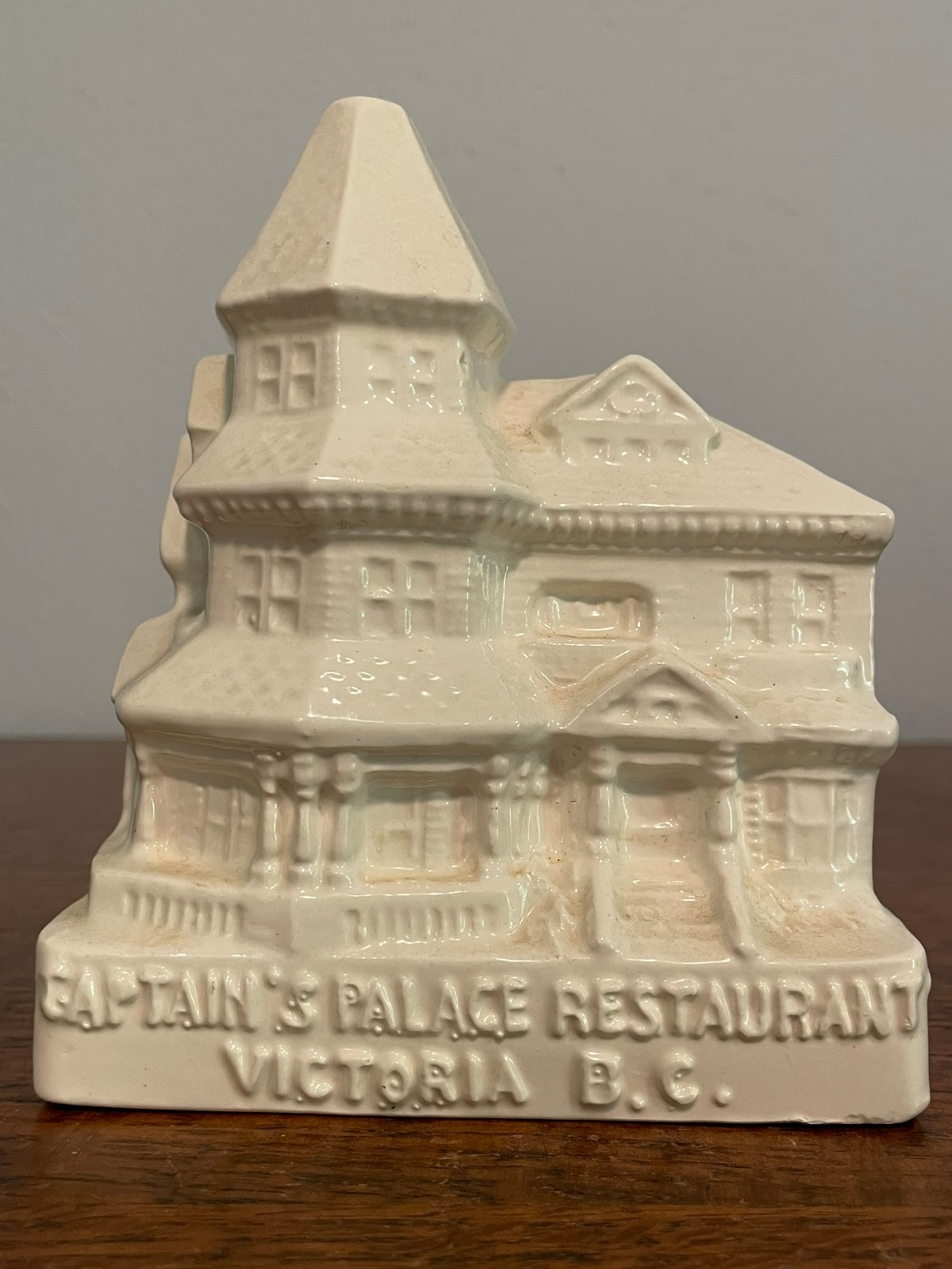 VTG Captains Palace Restaurant Victoria BC Ceramic Drink Mug Straw Hole Canada