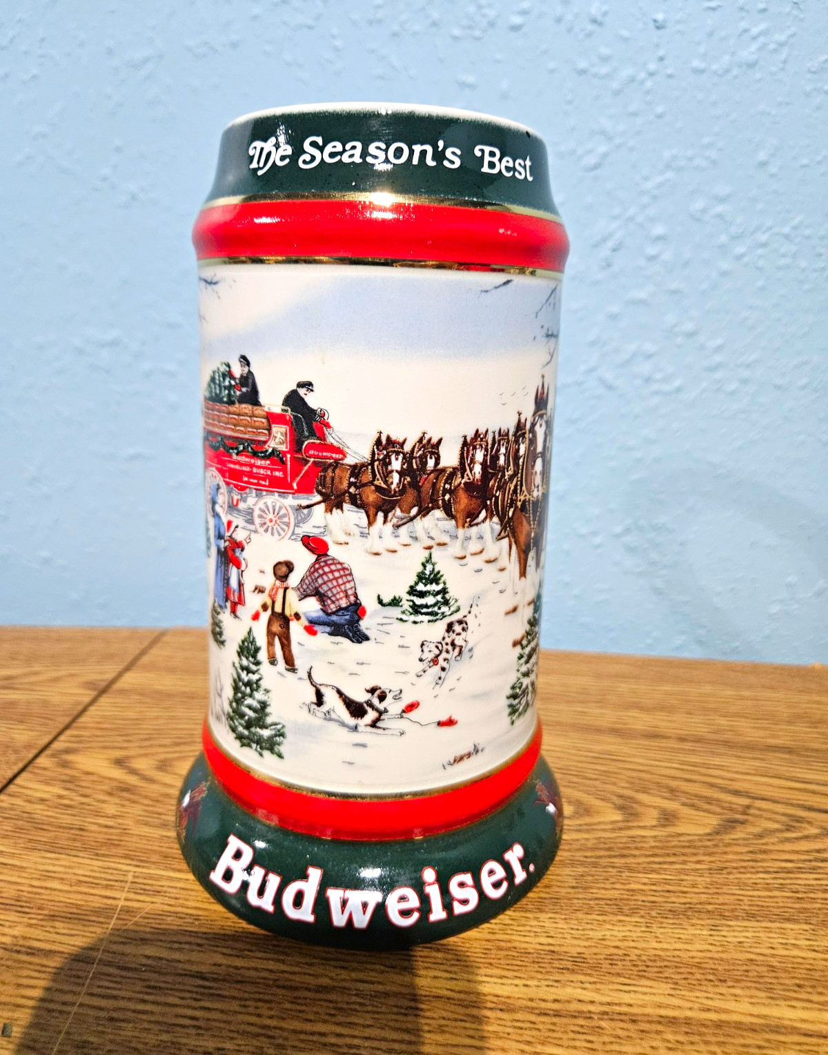 Budweiser 1991 Collector’s Series Holiday Beer Stein Mug The Season’s Best Budweiser 1991 Collector’s Series Holiday Beer Stein Mug The Season’s Best