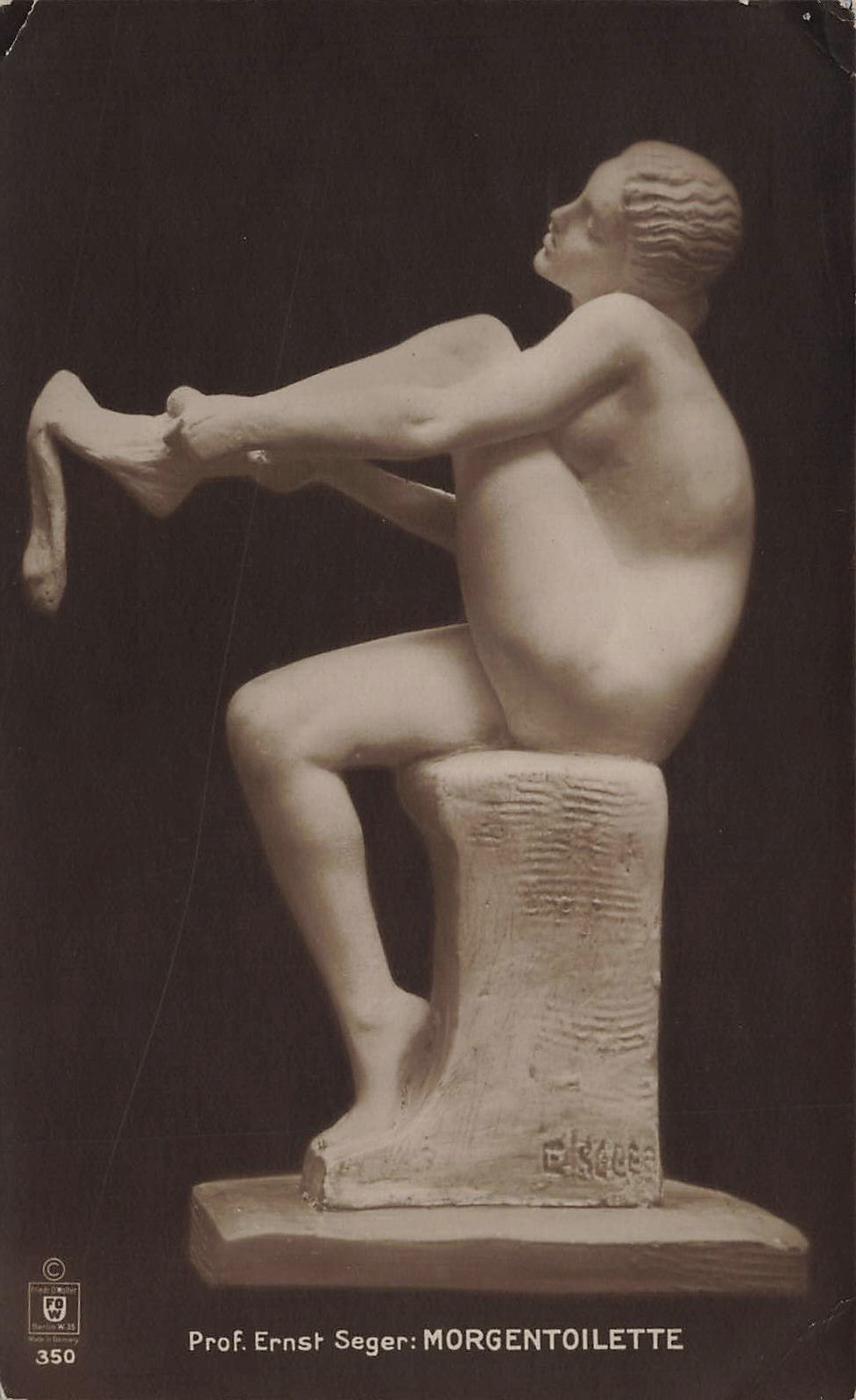 MORNING DRESSING NUDE WOMEN STATUE POSTCARD ERNST SEGAR SCULPTOR 1910 RPPC