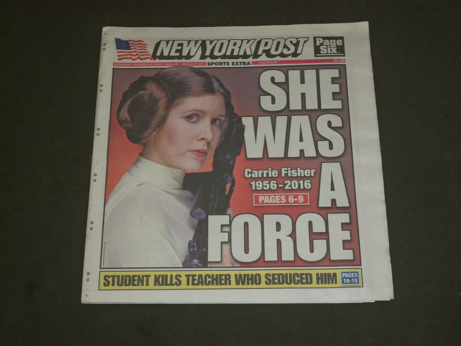 2016 DECEMBER 28 NEW YORK POST NEWSPAPER - CARRIE FISHER DEAD - 1956-2016