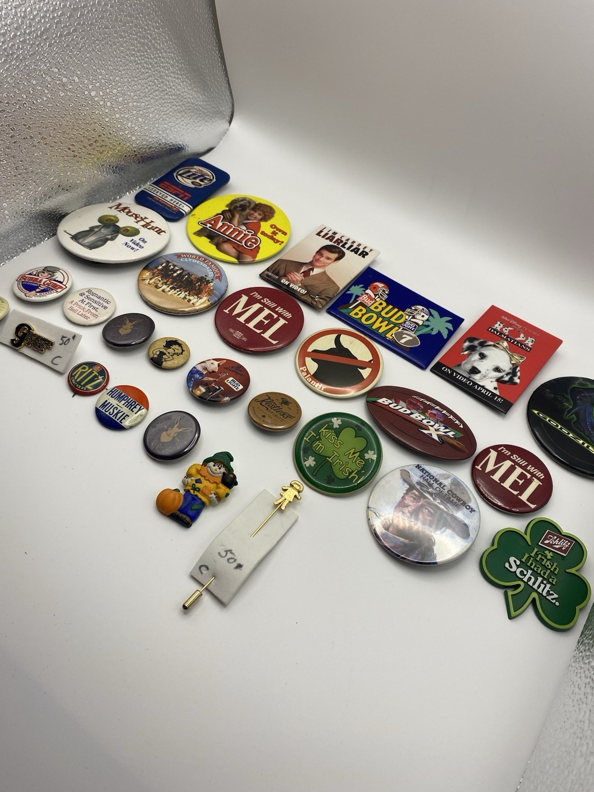 Vintage Pinback Button Lot 28 Pc Pins Beer Movies Betty Boop Irish Bubba Gump