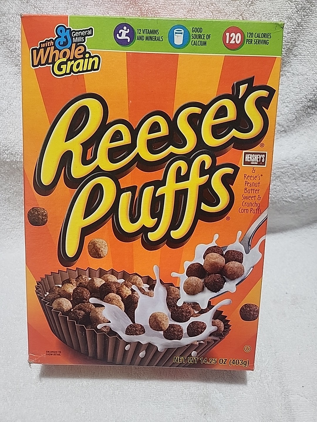 2008 Vintage General Mills Reeses Puffs Hershey\'s Chocolate Peanut Butter Box