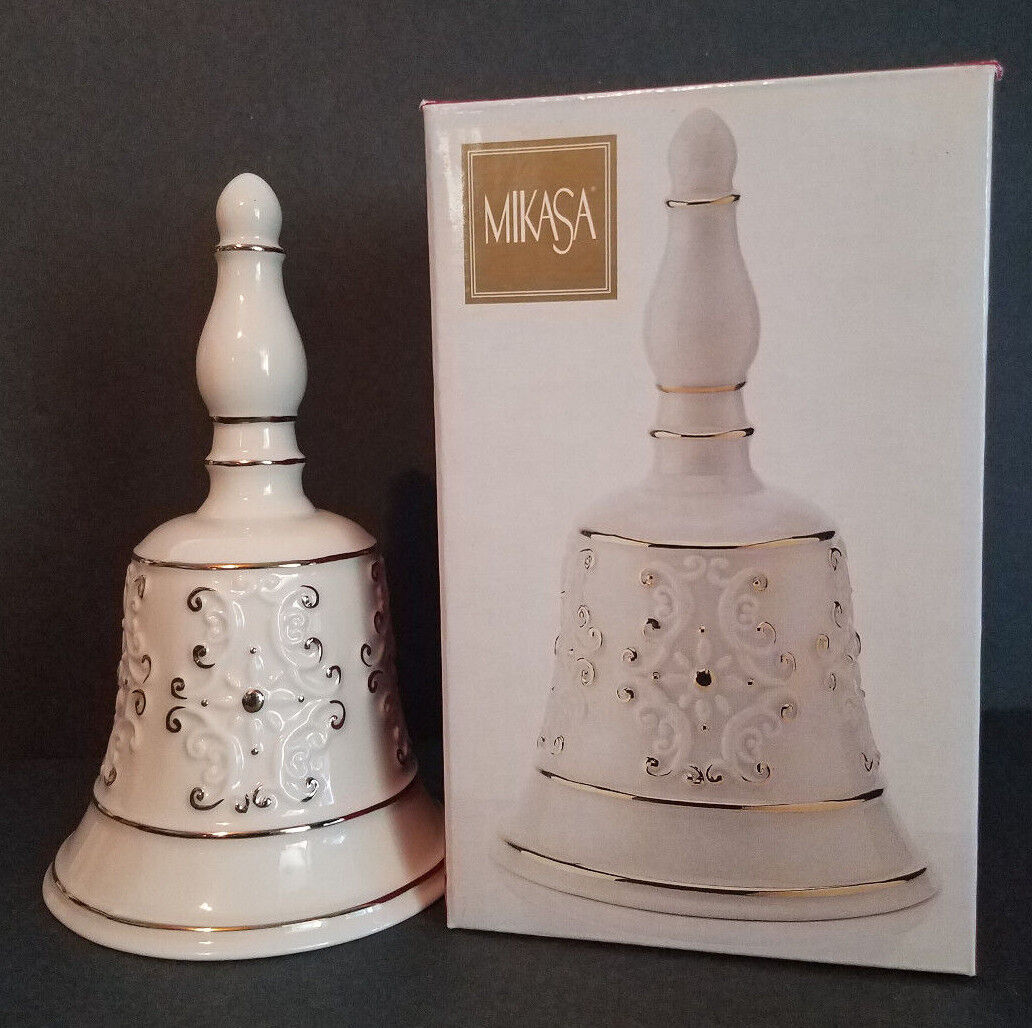 Mikasa Holiday Christmas Porcelain Bell Holiday Elegance FK001