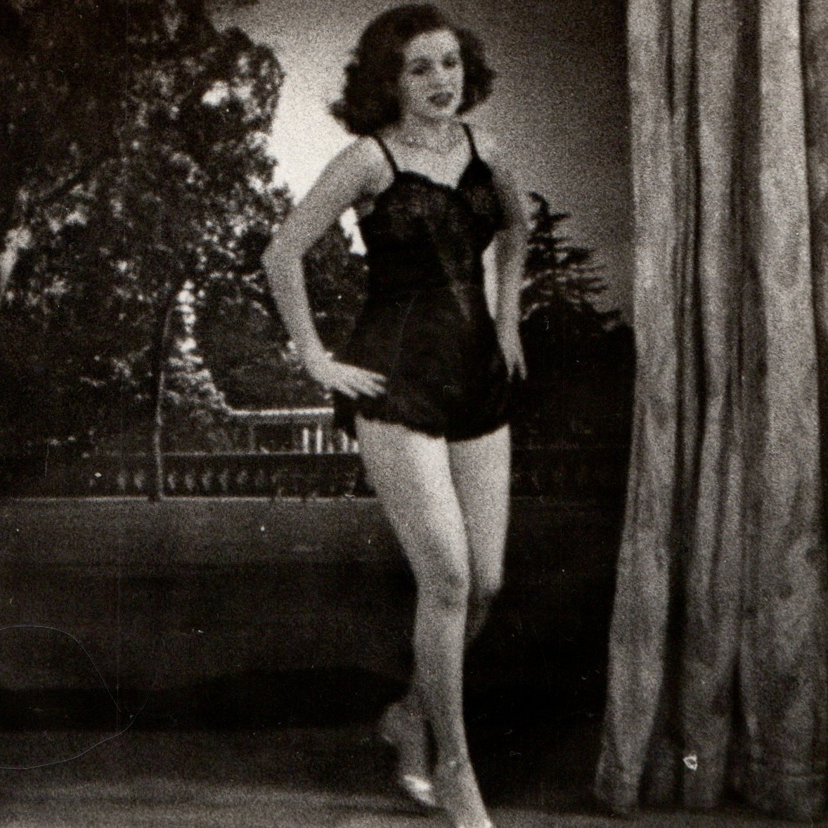 ID'd c1950s Los Angeles, CA Rhea Walker Burlesque Dancer G & S Film Strip Photo ID'd c1950s Los Angeles, CA Rhea Walker Burlesque Dancer G & S Film Strip Photo