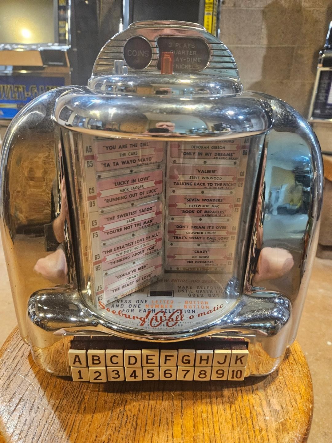 Vintage Seeburg Wall-O-Matic 100 jukebox Wallbox model 3W1