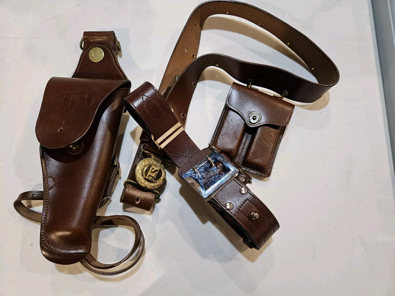U.S. Military 1911/1911A1 Complete Officer\'s Rig W/Holster.  Reproduction. 