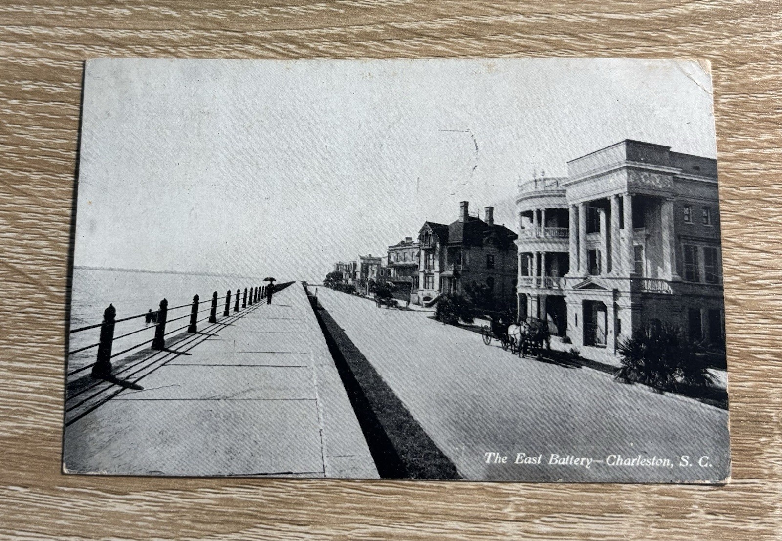 1910 Charleston SC East Battery Antique Postcard 1¢ Franklin Stamp Posted