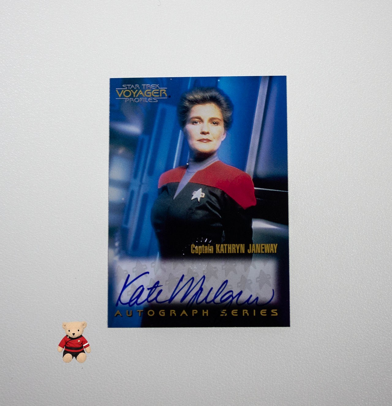 1998 Skybox Star Trek Voyager Kate Mulgrew A1 Autograph Janeway