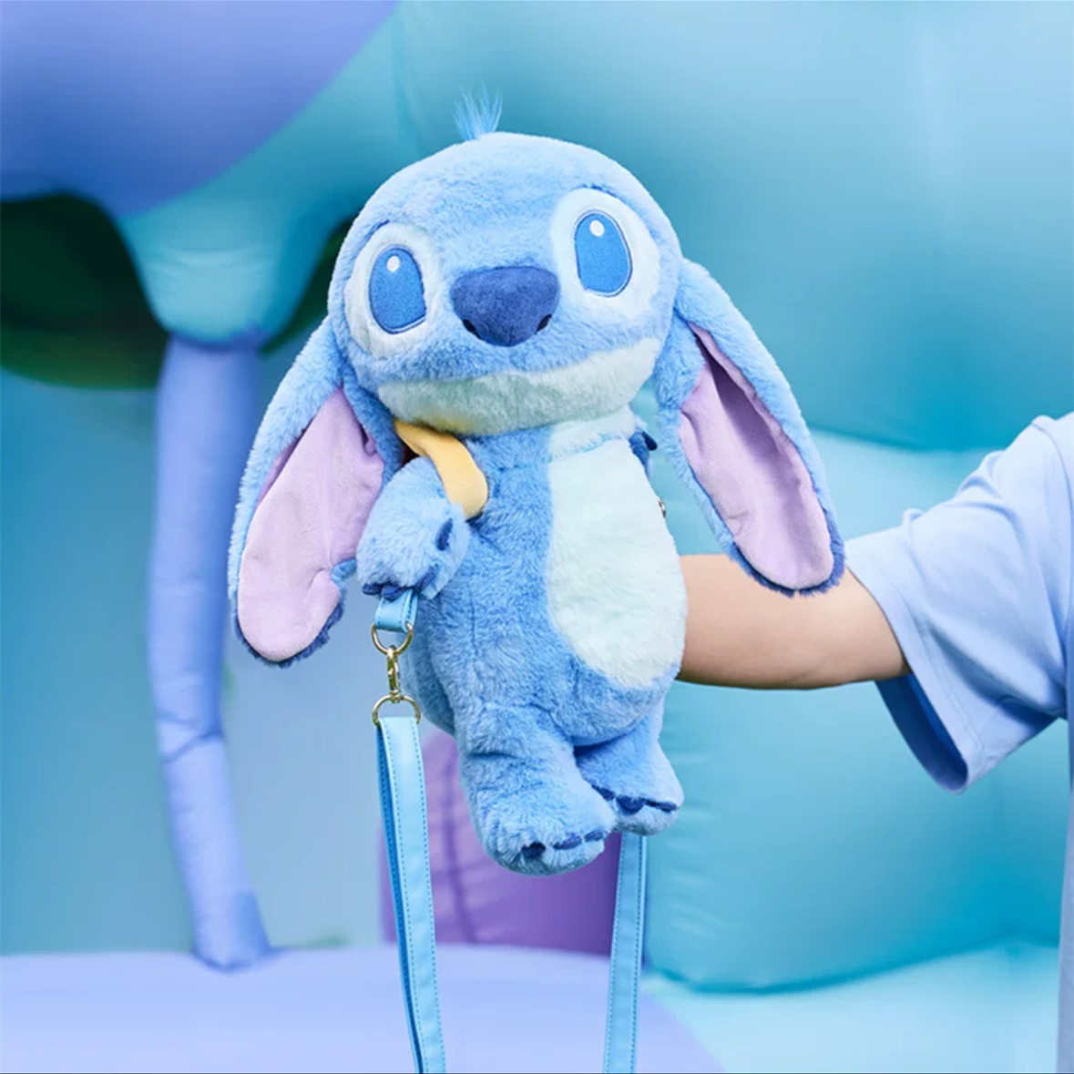 Disney 2024 authentic stitch plush crossbody bag disneyland