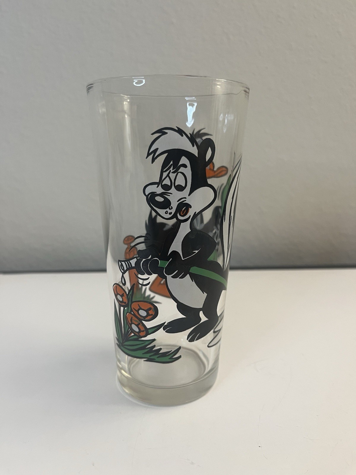 Vintage “Pepe Le Pew” And “Daffy Duck”  1973 Pepsi Collector  Series Glass