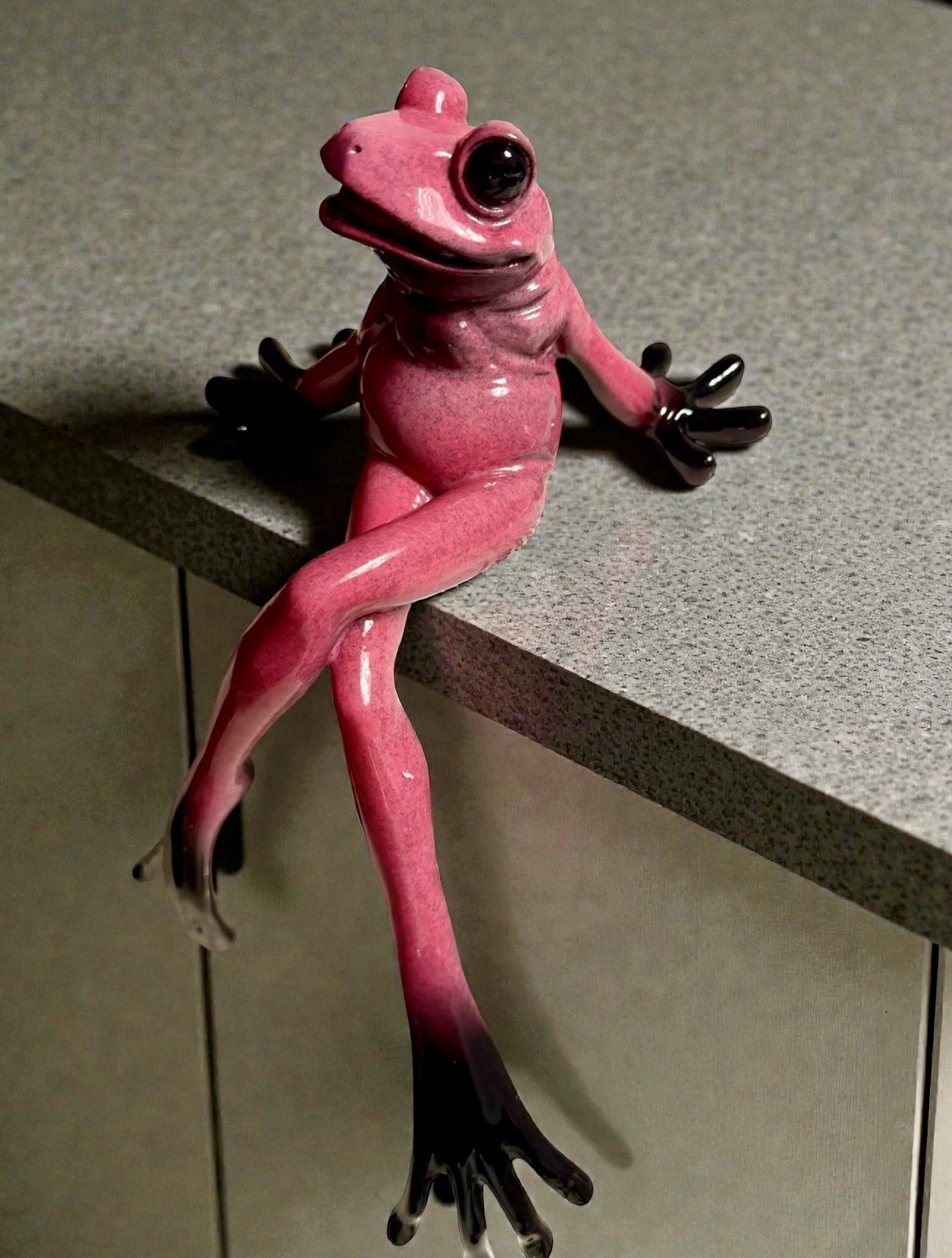Kitty's Critters Va Va Voom Pink Frog Figurine Shelf Sitter ~ Rare