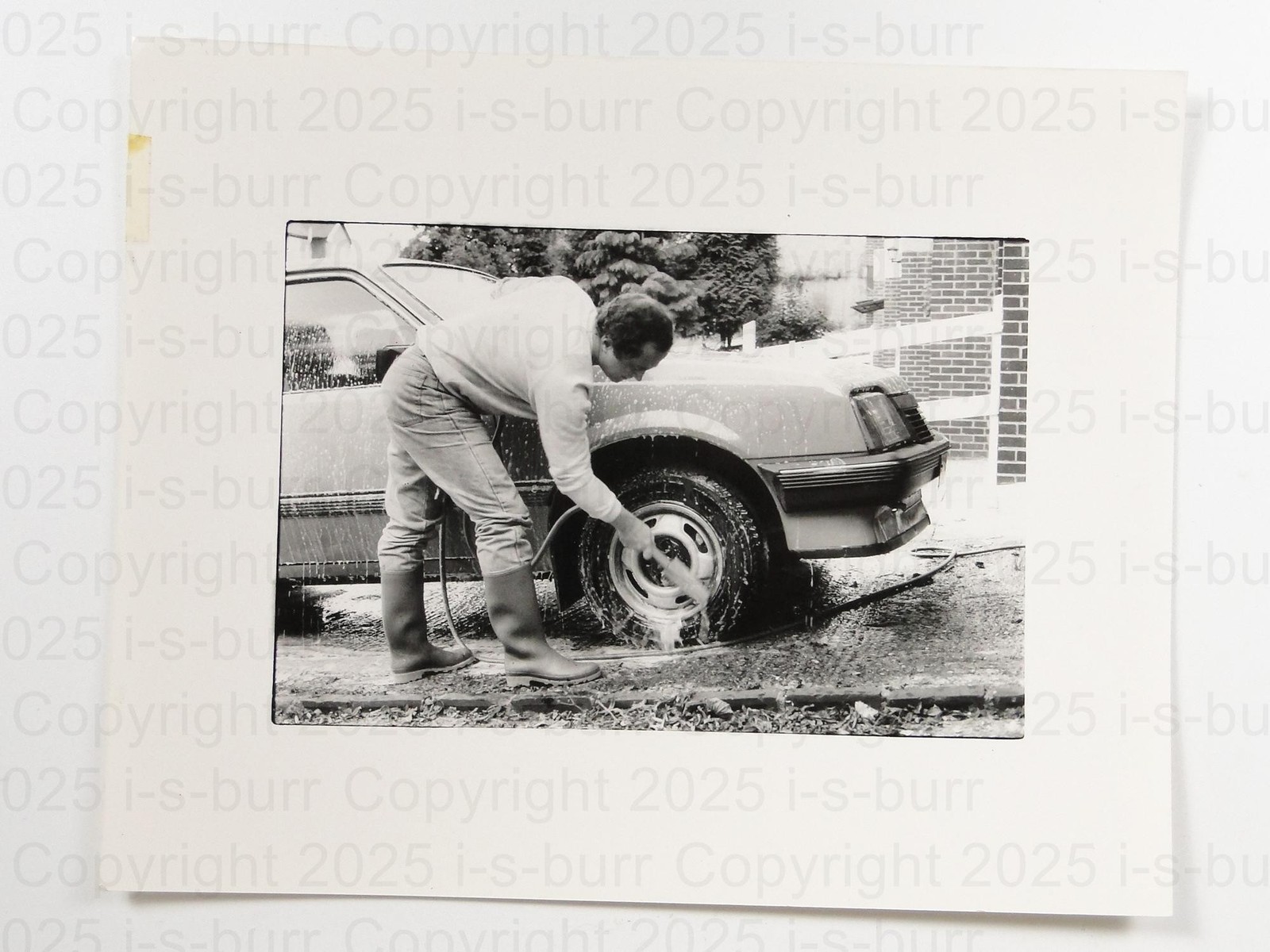 Man Washing Vauxhall Cavalier Car Cleaning Motoring 1980s VTG Press Photo