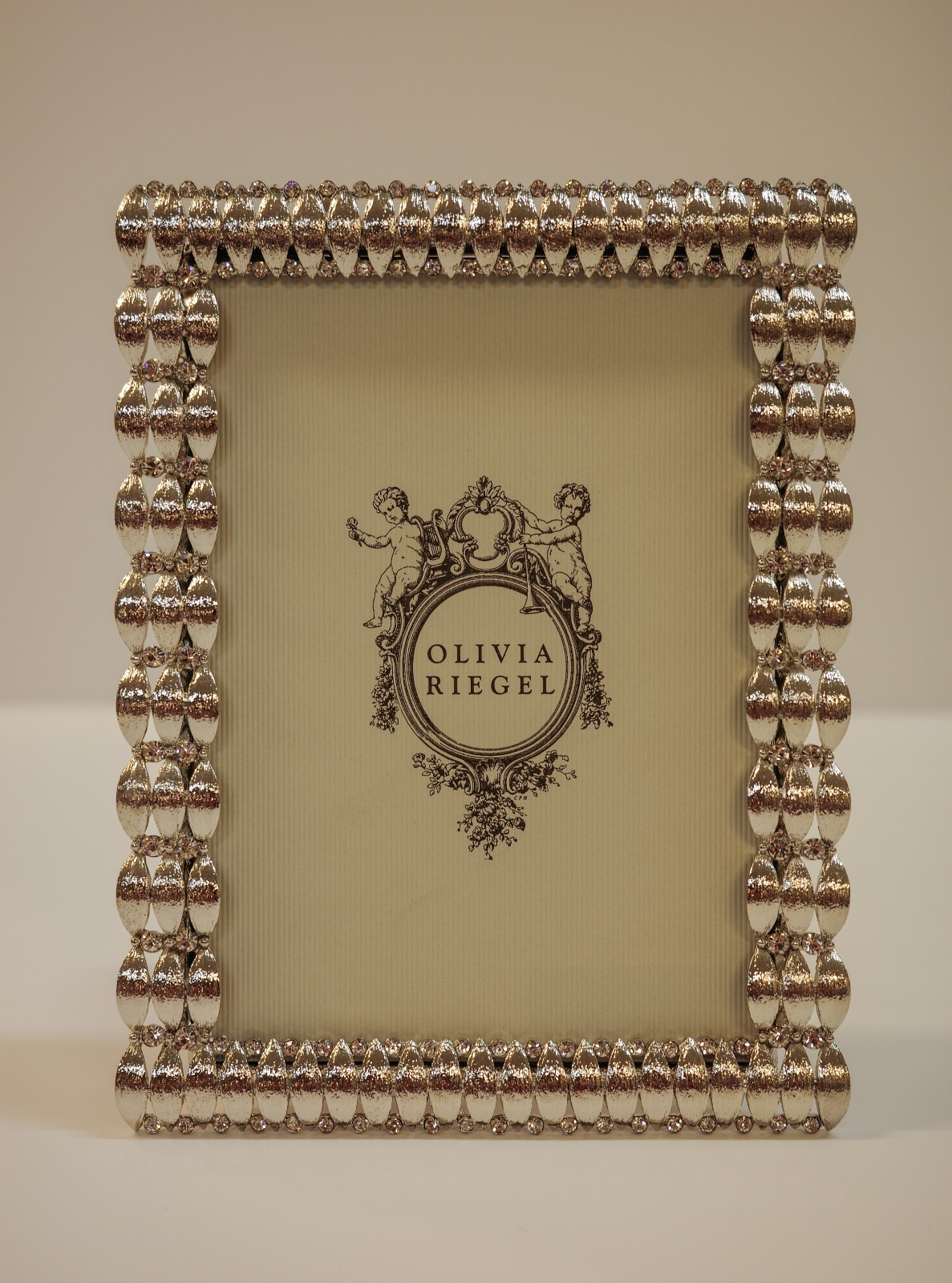 Olivia Riegel Crystal \ Olivia Riegel Crystal \