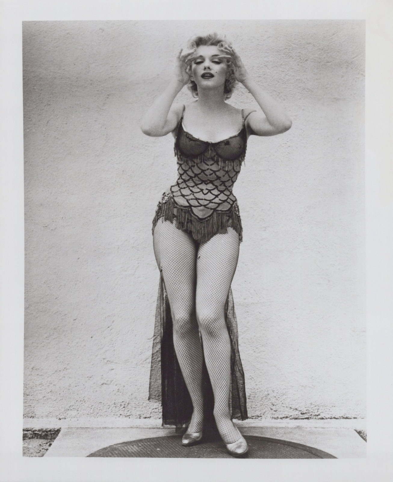 HOLLYWOOD BEAUTY MARILYN MONROE SEDUCTIVE POSE 1960s PORTRAIT VINTAGE PHOTO 538