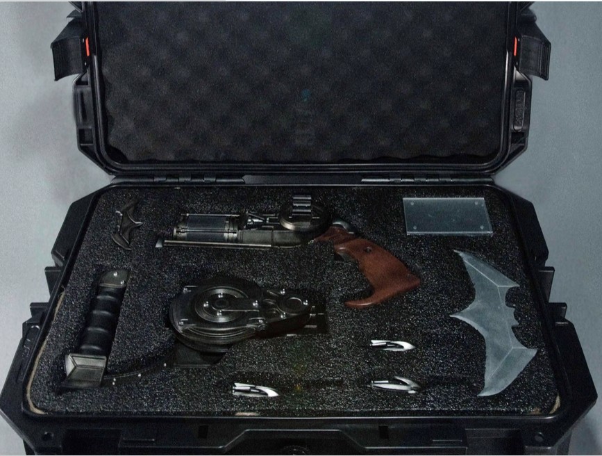 Z Studio Batman Weapon Replica Collection IN STOCK Painted 1/1 Lifesize New