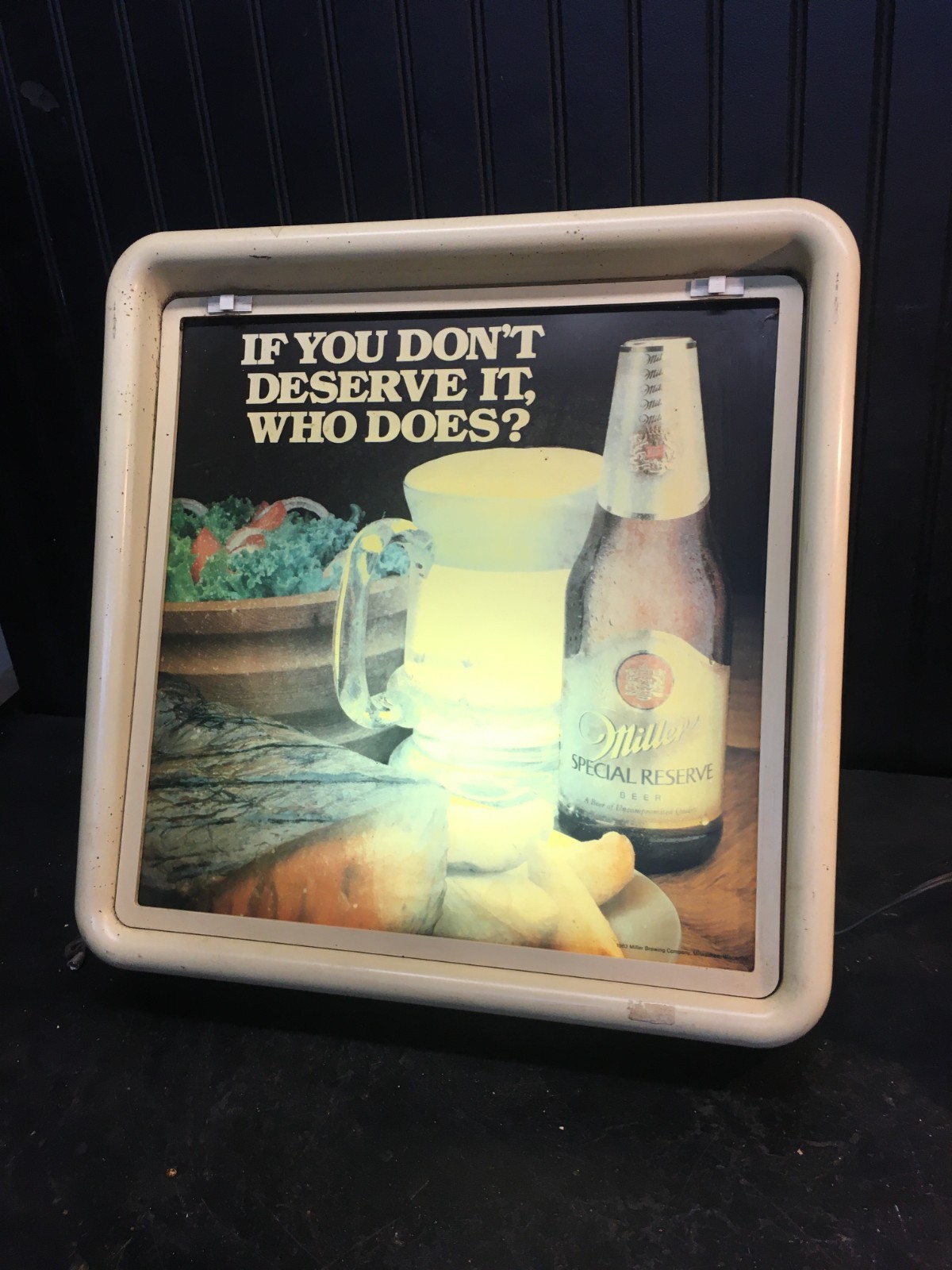 1983  Miller Special Reserve  Lighted Florescent Light sign 18in Square