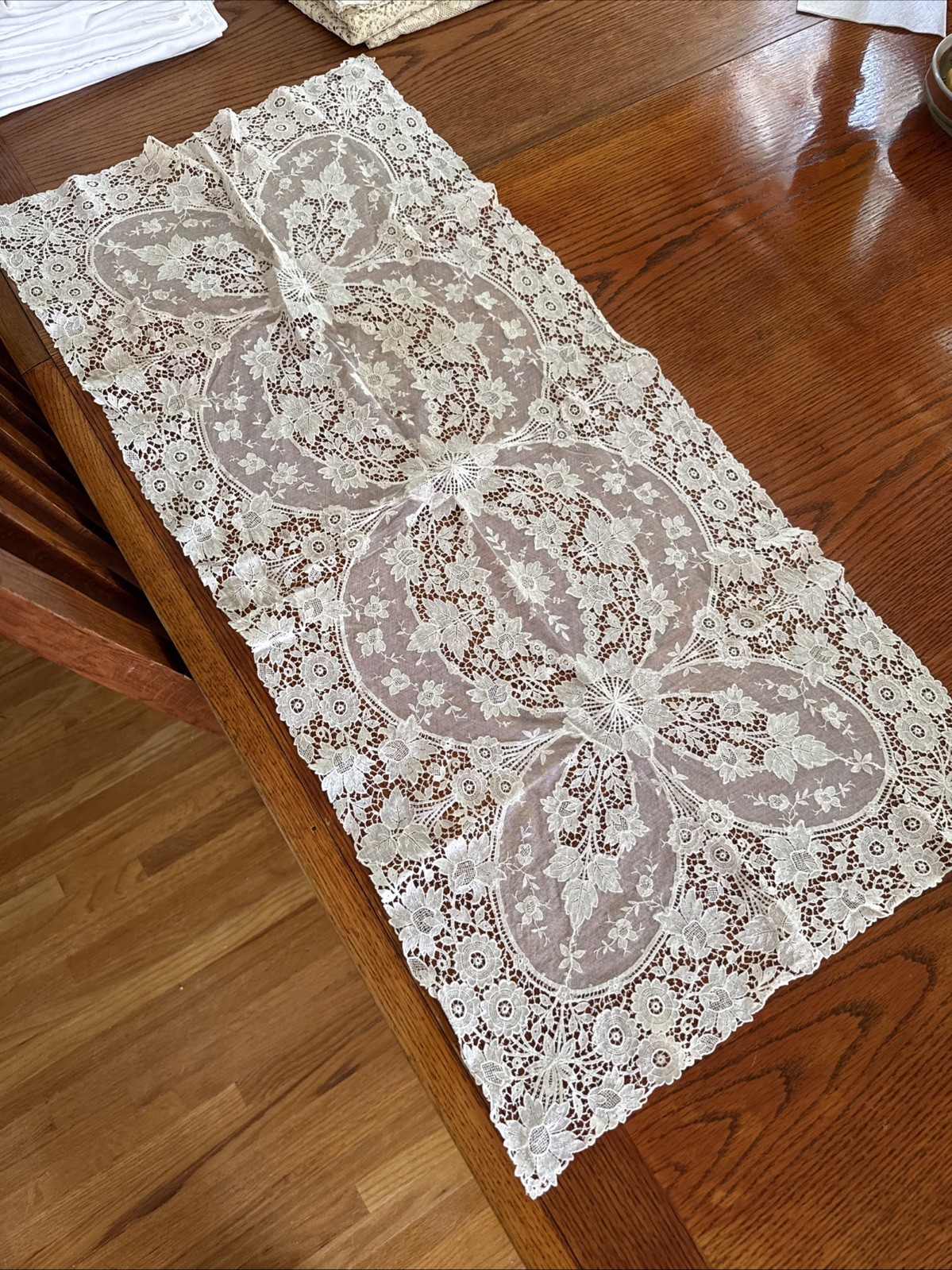 Antique Victorian Lace Cream Table Linen Cloth 1900s 1910s