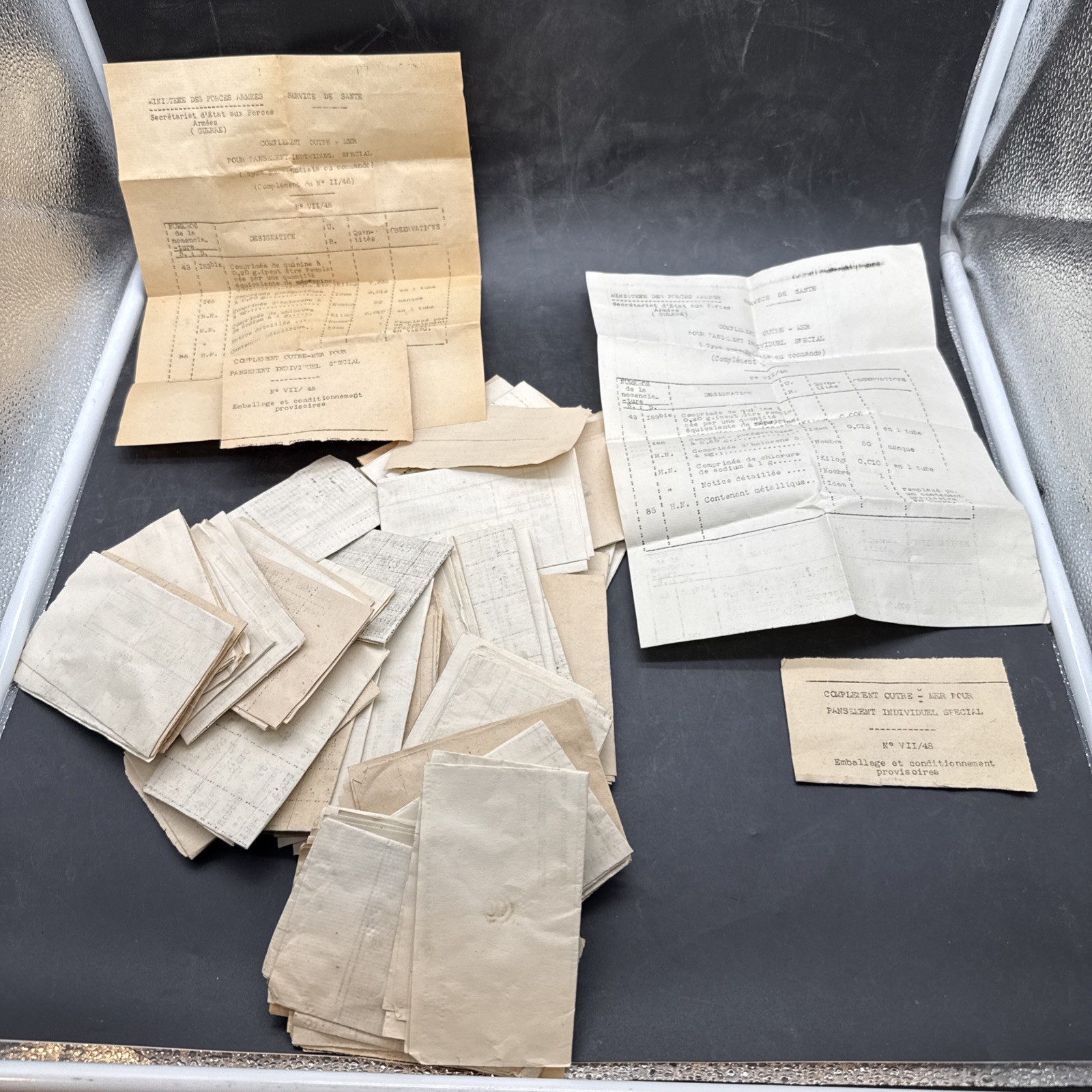 WWII French packing list Commando Paratroopers bandages lot of 60