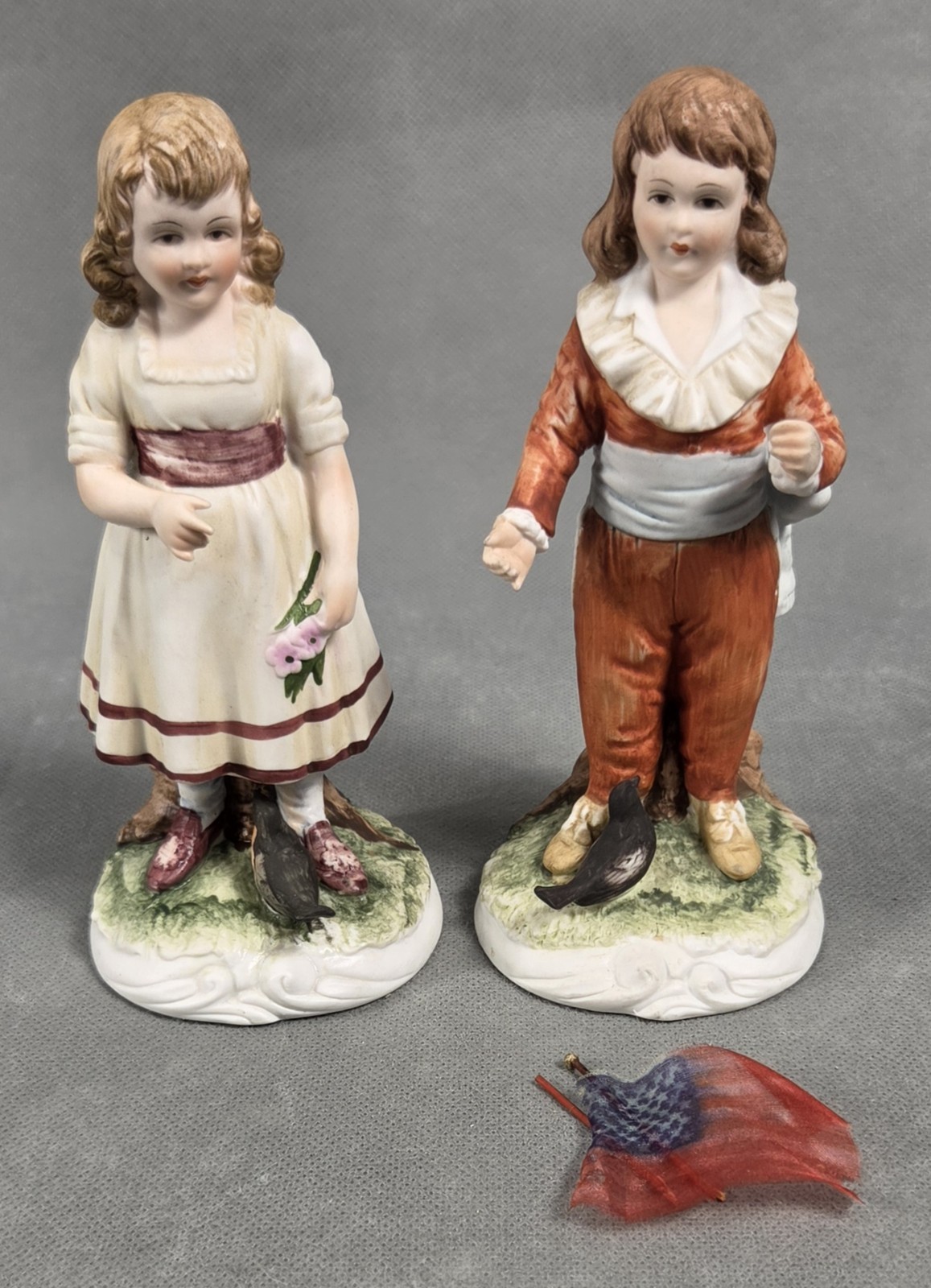 Vintage LEFTON Bisque BOY & GIRL Hand Painted FIGURINES #KW3842