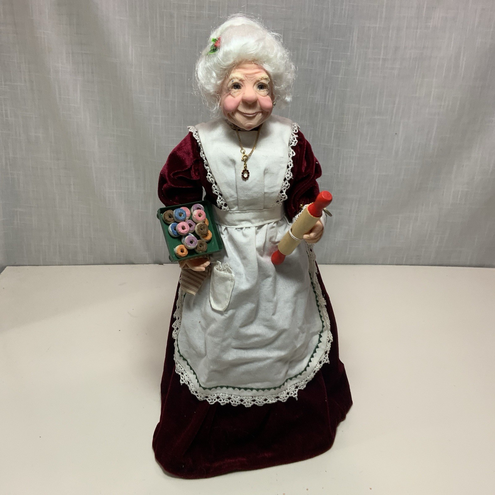 Jacqueline Kent Collection Mrs. Clause (With Donuts) Cookie Jar #342238 Jacqueline Kent Collection Mrs. Clause (With Donuts) Cookie Jar #342238