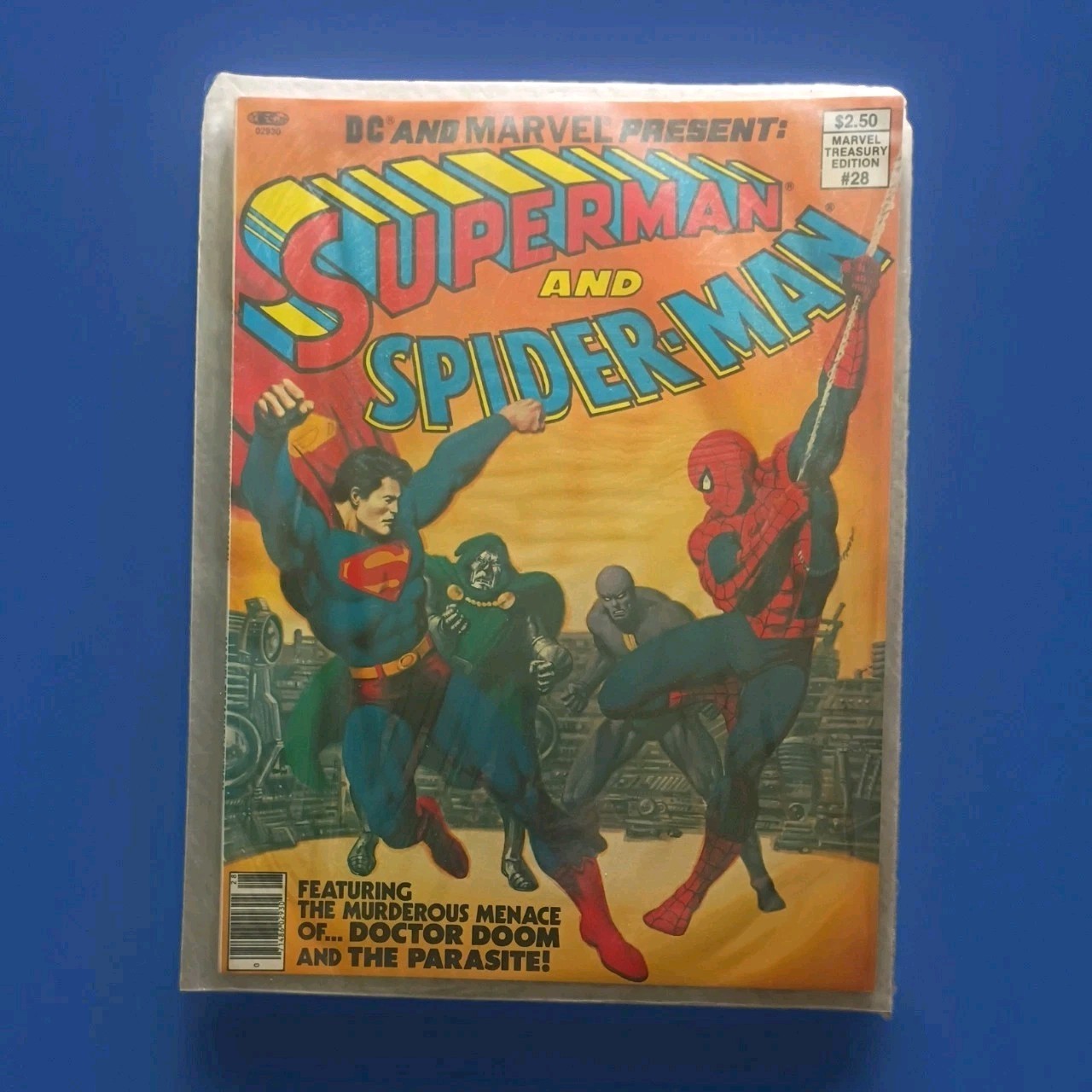 Marvel Treasury Edition #28 Superman Spider-Man 1981 DC Doctor Doom Vintage