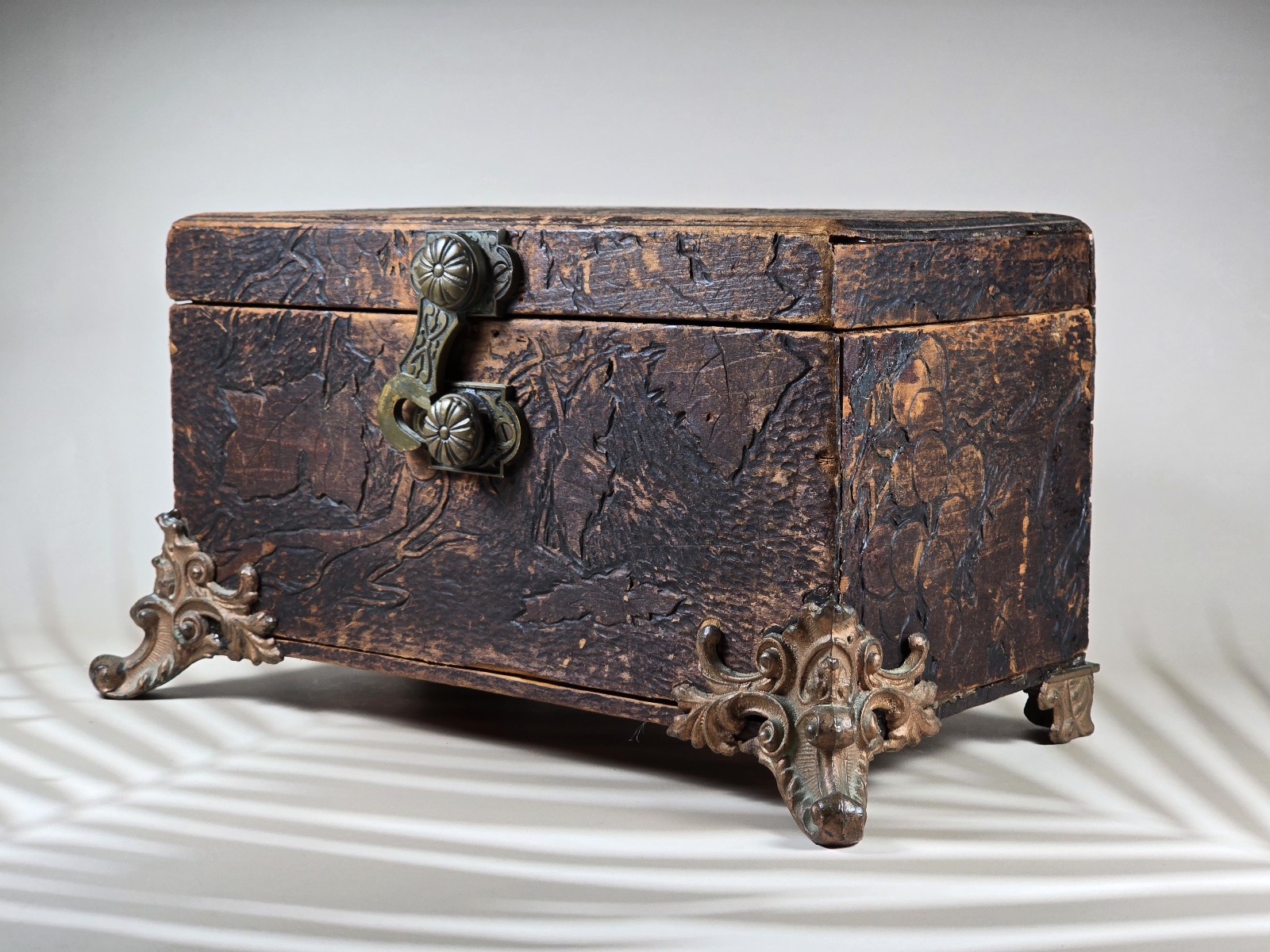 Antique Pyrography Box Grape Leaf Vine Flemish Art Style Eastlake Latch Feet Antique Pyrography Box Grape Leaf Vine Flemish Art Style Eastlake Latch Feet