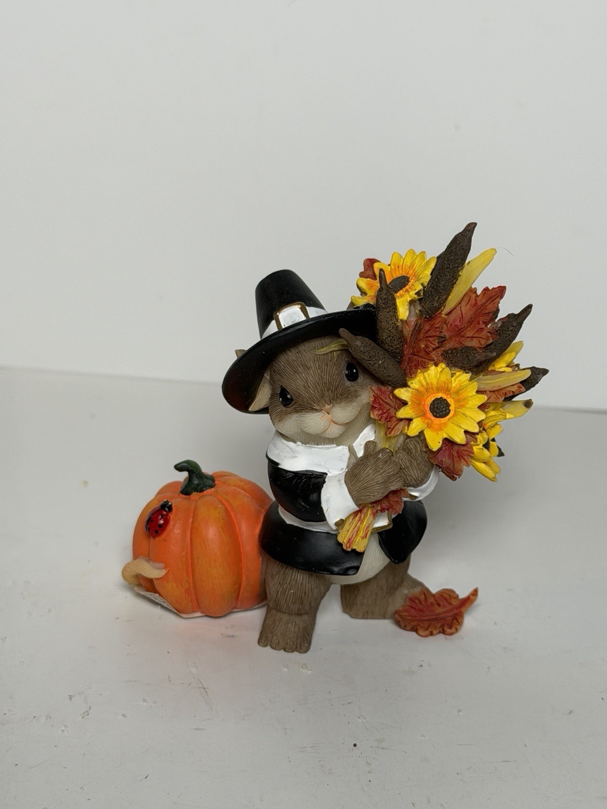 Charming Tails Bouquet Of Bountiful Blessings Pilgrim Pumpkin Sunflowers 3 Inch