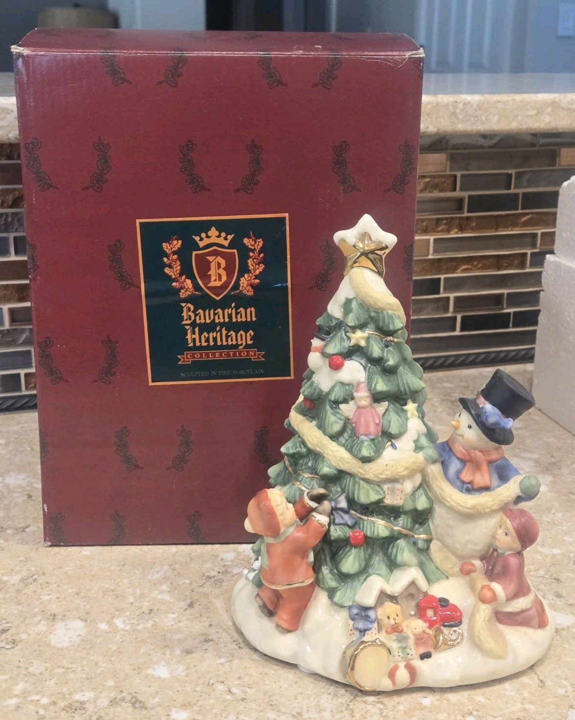 1999 Bavarian Heritage Collection Trimming the Tree Coyne’s & Co NO Music Box