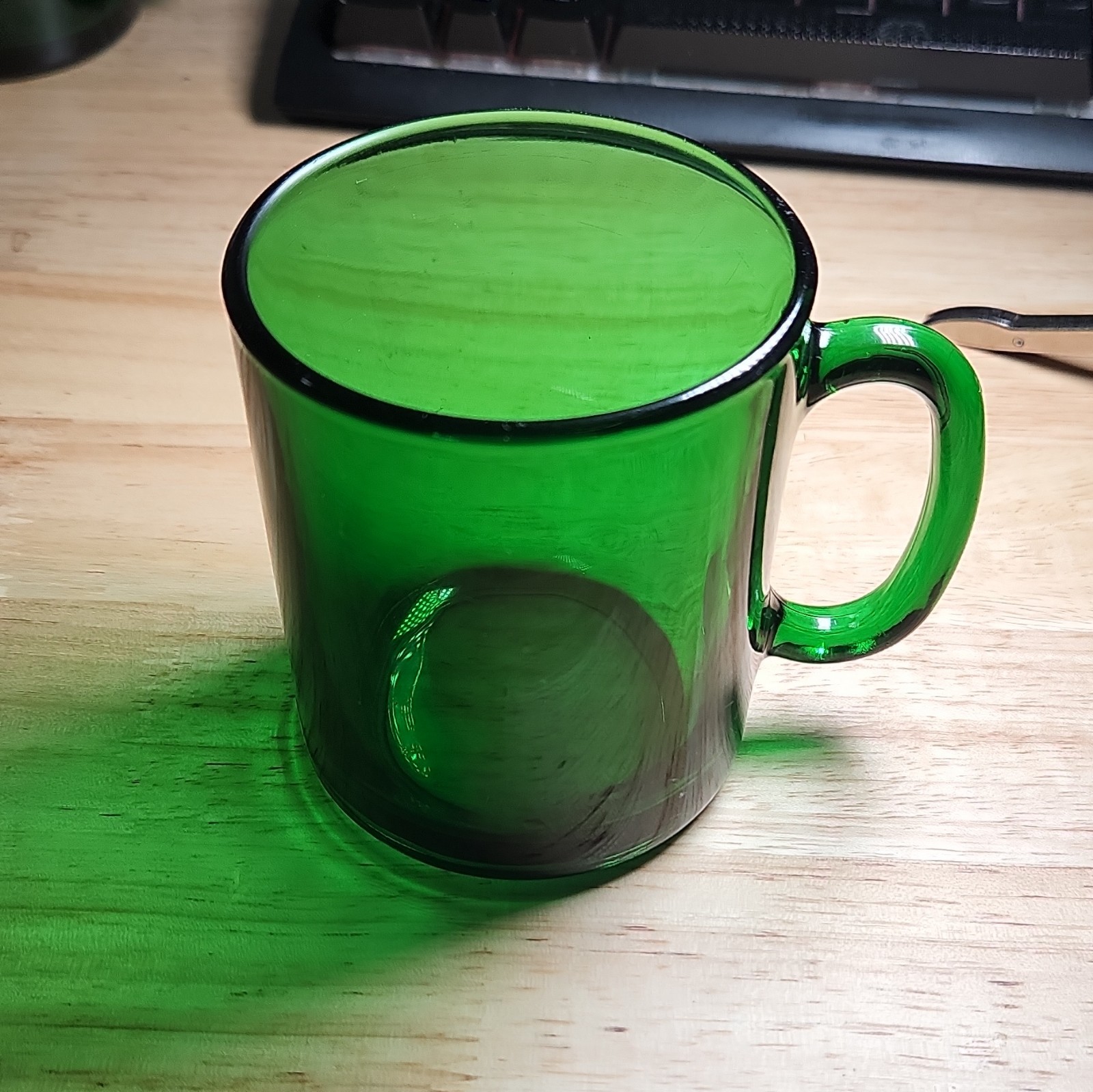 Vintage Emerald  Green Glass Coffee / Tea Mug Durand Cris D'Arque Arcoroc Cup  