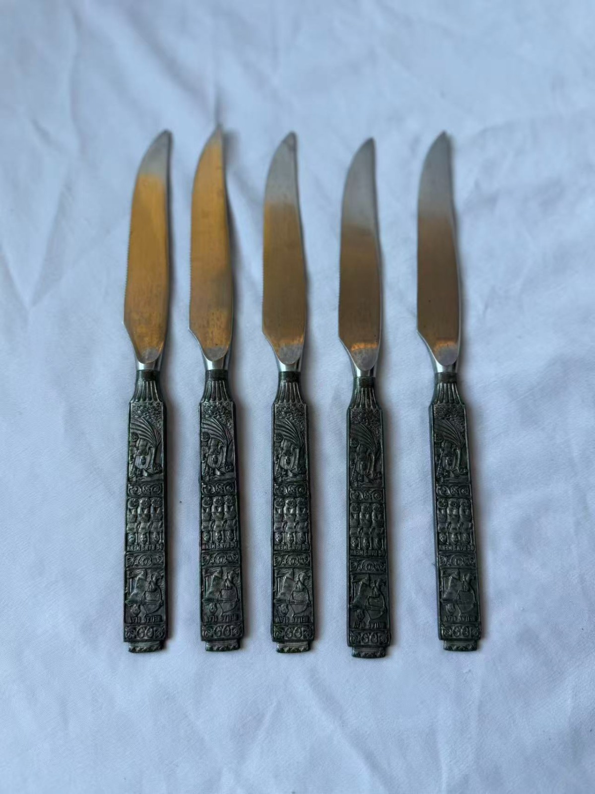 Hardanger Konge Tinn Norway Pewter Steak Knives Viking King Olav Set of 5 Hardanger Konge Tinn Norway Pewter Steak Knives Viking King Olav Set of 5