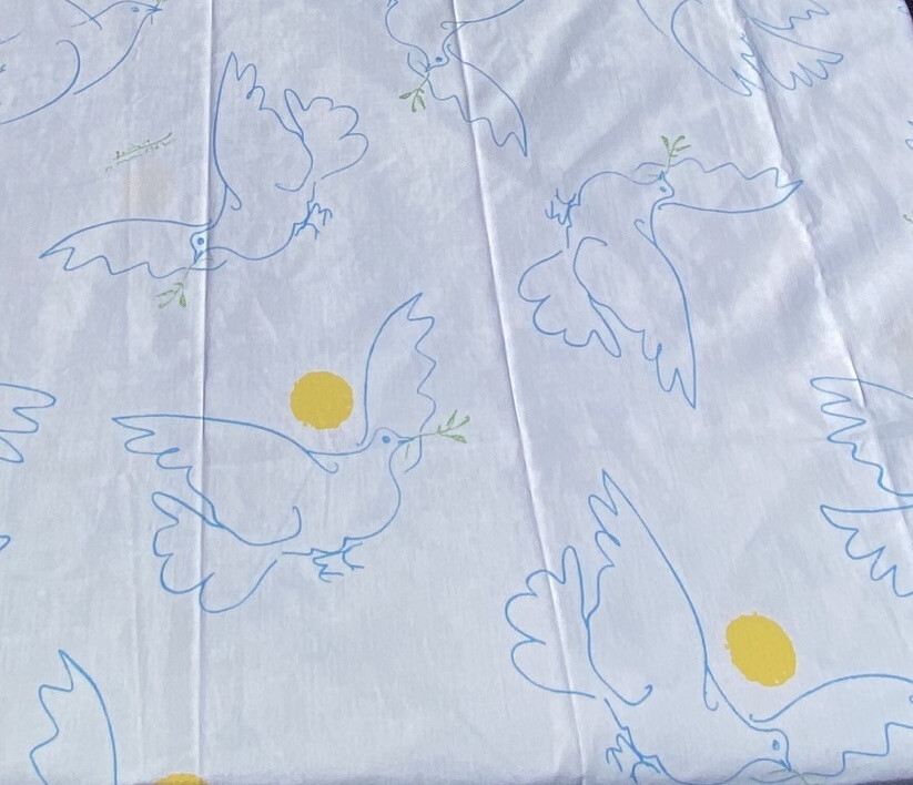 2pc Pacific Mills Doves Picasso Flat Fitted Sheets Twin VGC