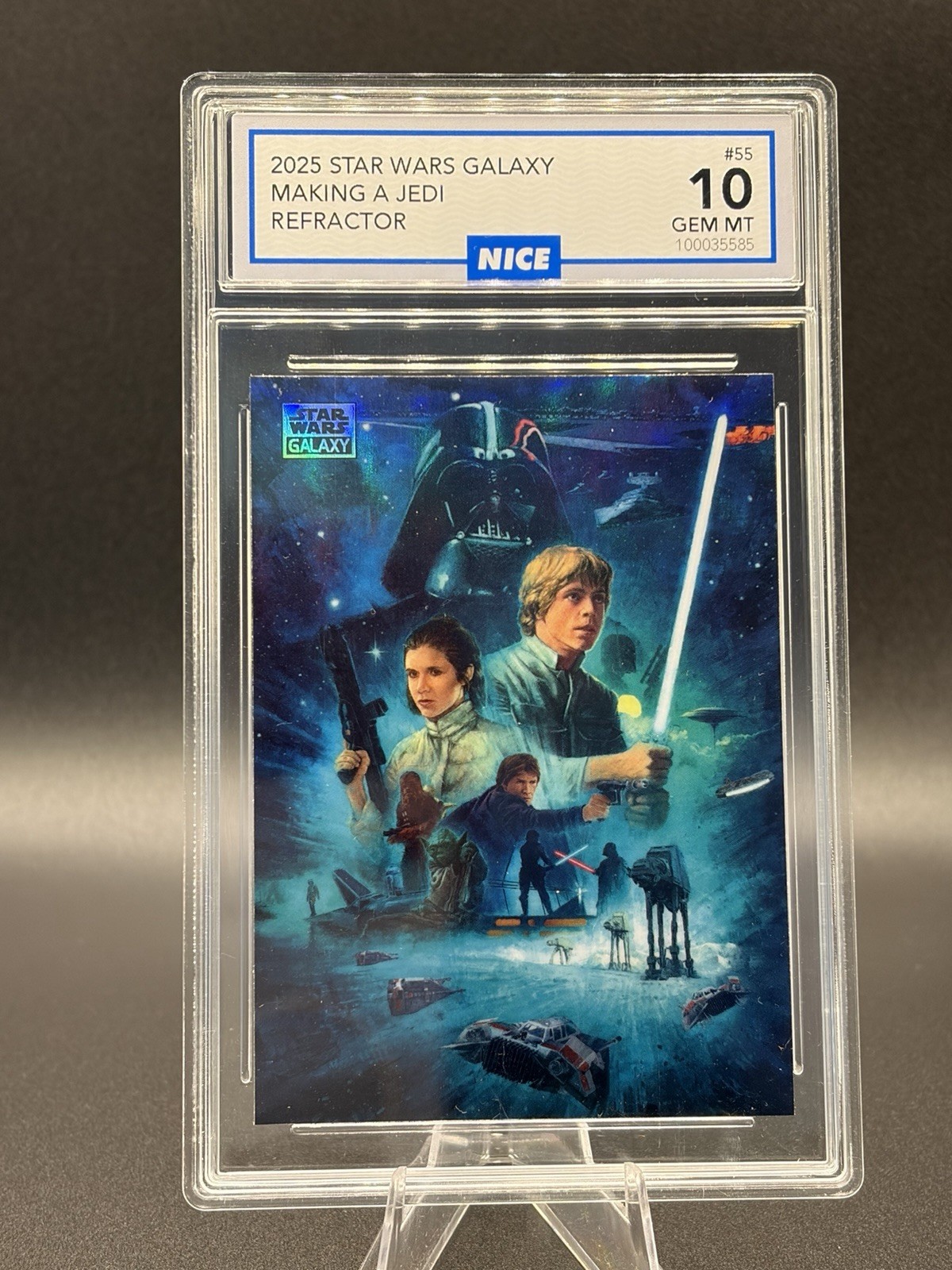 Star Wars Galaxy Making A Jedi Refractor #55 GM 10