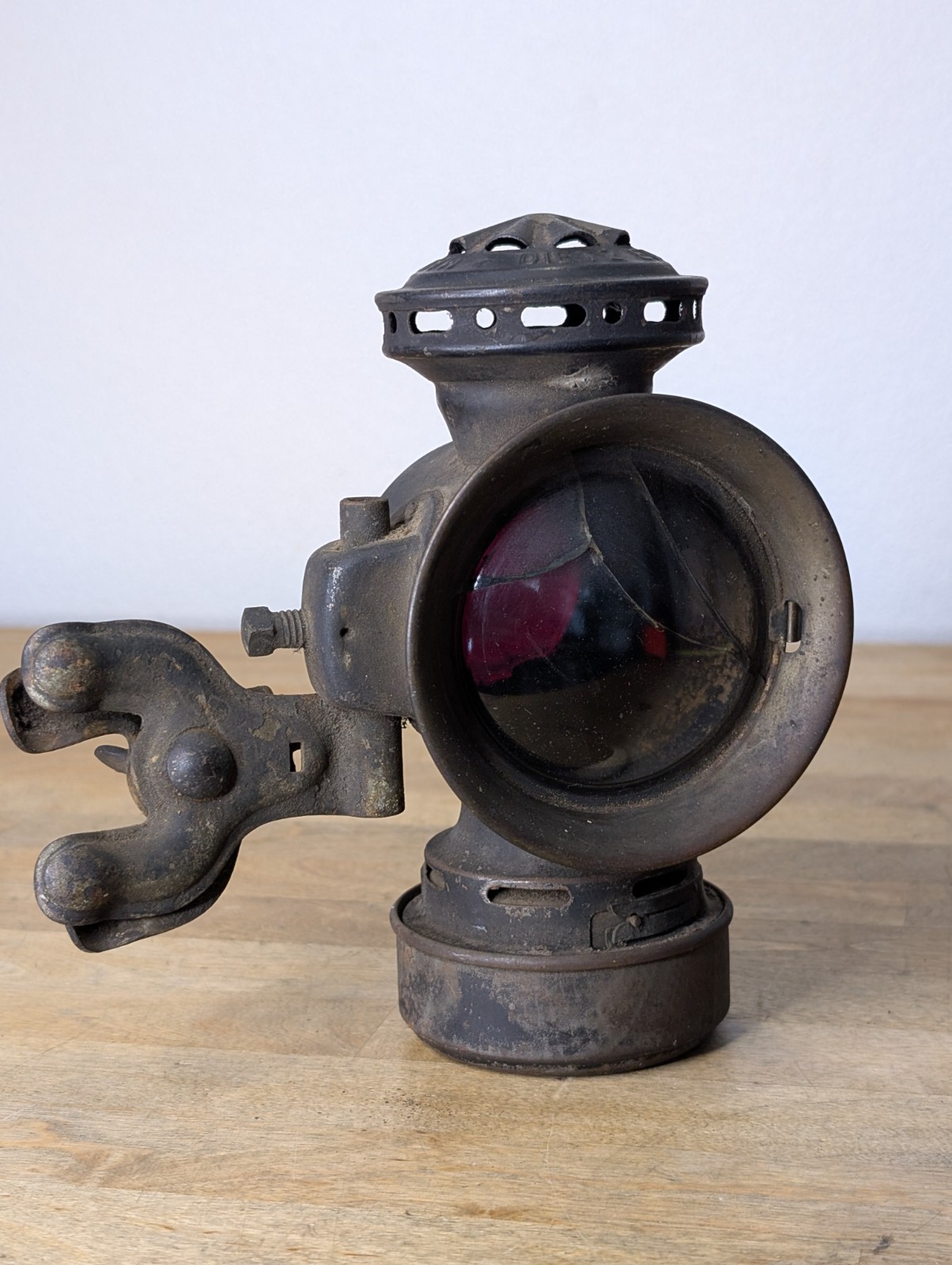 Vintage Antique Dietz Eureka Driving Lantern Made in USA With Bracket May 1908