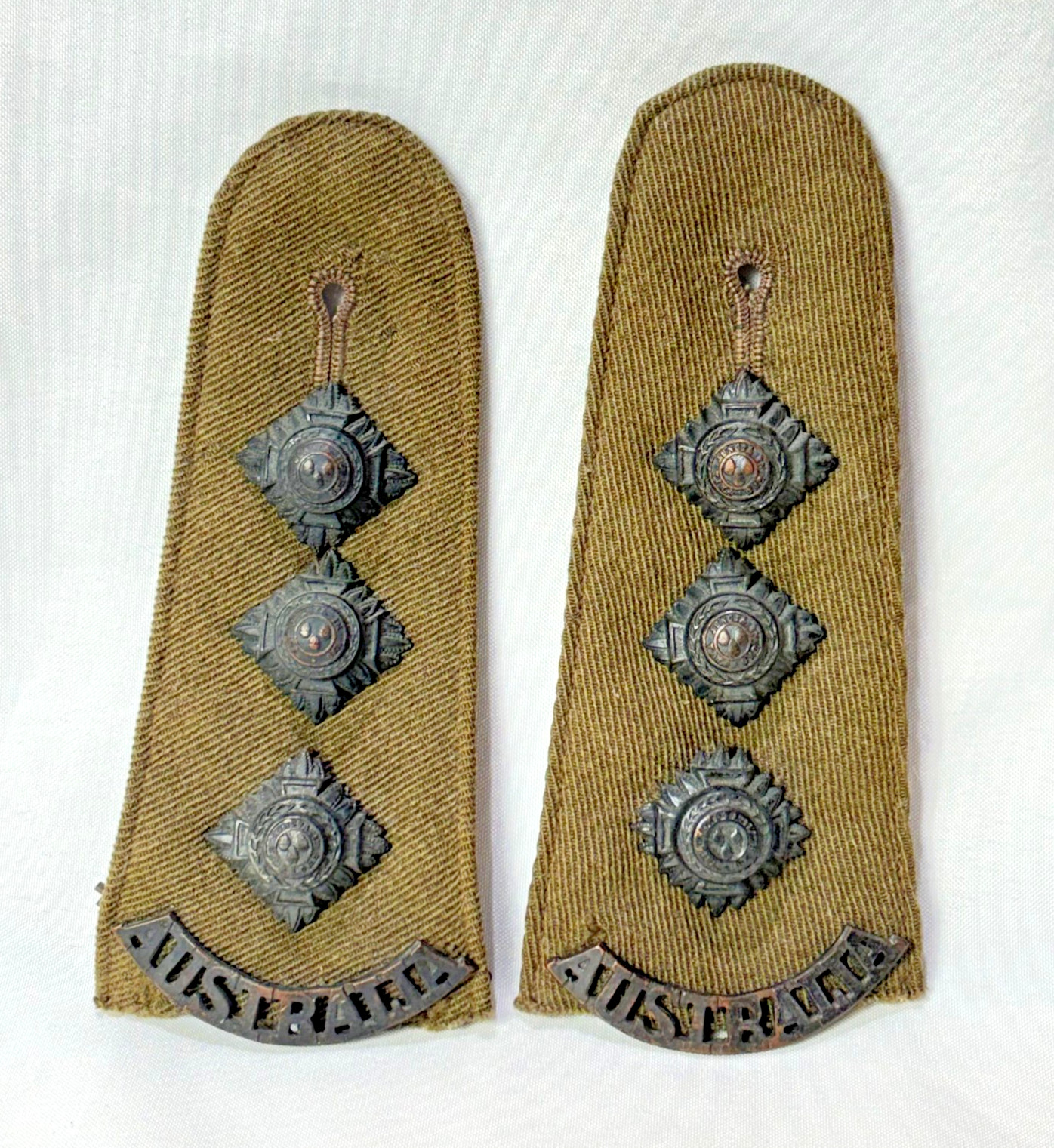WW2 Australia Military Army Shoulder Boards Straps Captain Rank Pips BATH STAR