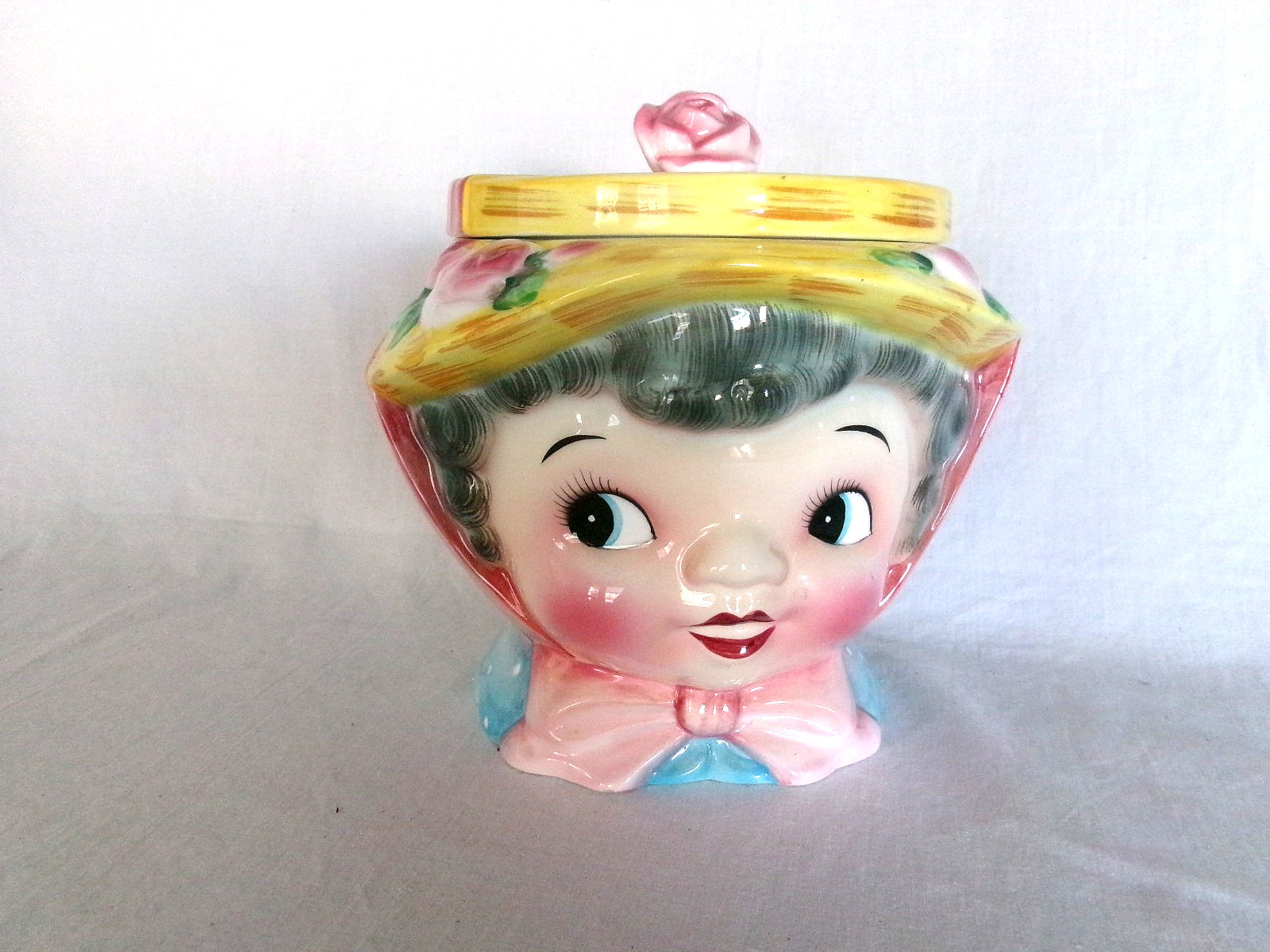 Lefton 1957 MISS DAINTY GRANDMOM COOKIE JAR w/ HAT - Gray Hair Lefton 1957 MISS DAINTY GRANDMOM COOKIE JAR w/ HAT - Gray Hair