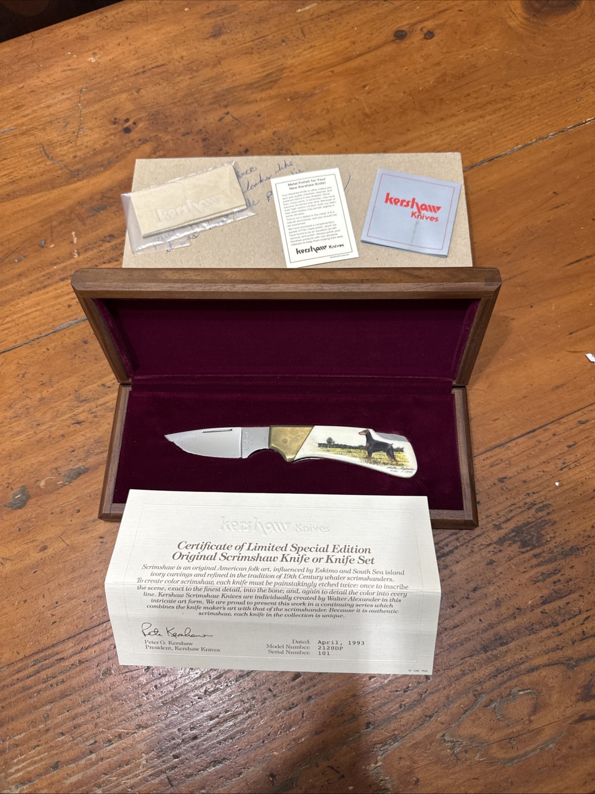 1993 Kershaw Scrimshaw Macho Lock Blade Knife Walter Alexander Doberman #101